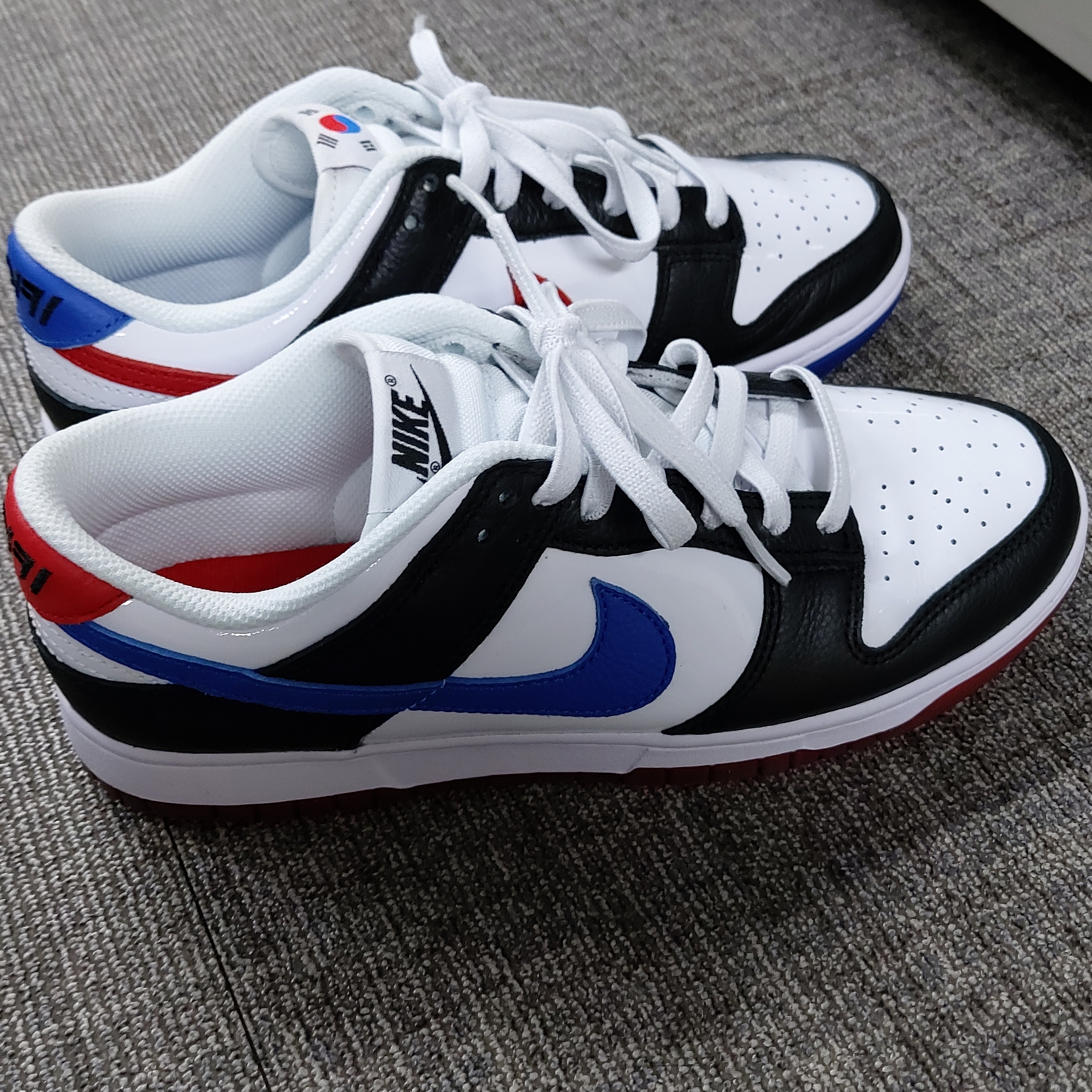 Nike Dunk Low SE Seoul 착용 스타일