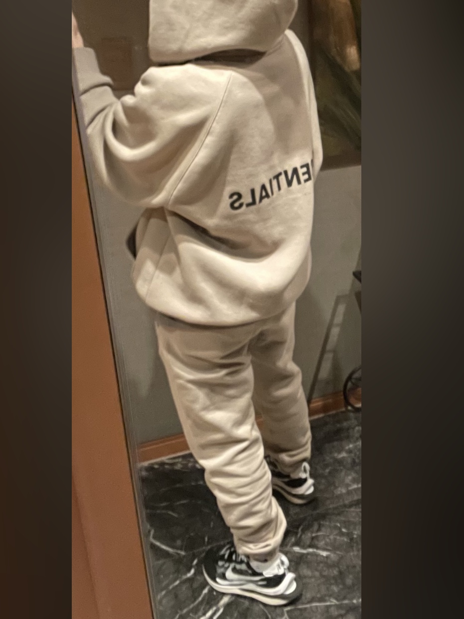 Essentials 3D Silicon Applique Full Zip Up Hoodie String - 20SS, Essentials Sweatpants String Tan - 20SS 착용 스타일 - 5