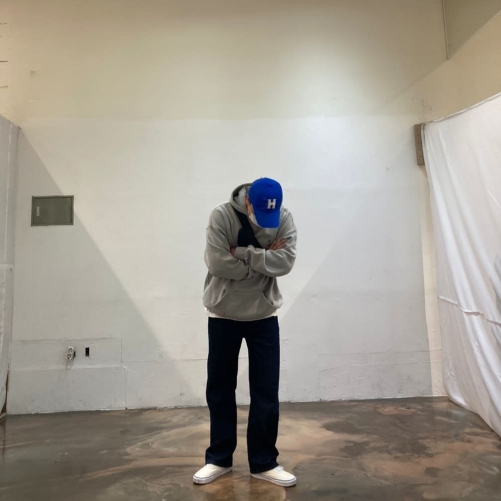 IAB Studio x Hyundai Mobis Hoodie 착용 스타일 - 1