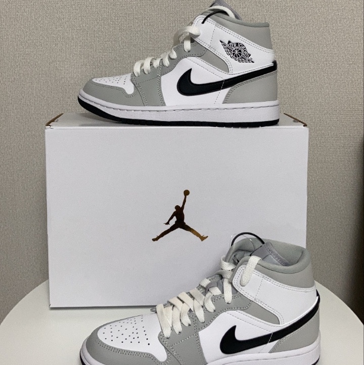 (W) Jordan 1 Mid Grey Fog 착용 스타일 - 2