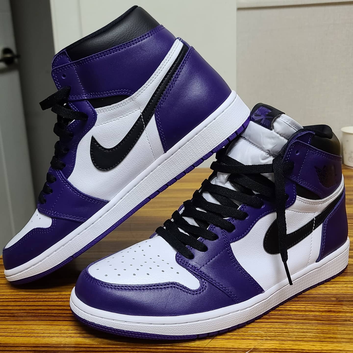 Jordan 1 Retro High OG Black Mocha, Jordan 1 Retro High OG Shadow 2.0 착용 스타일 - 3