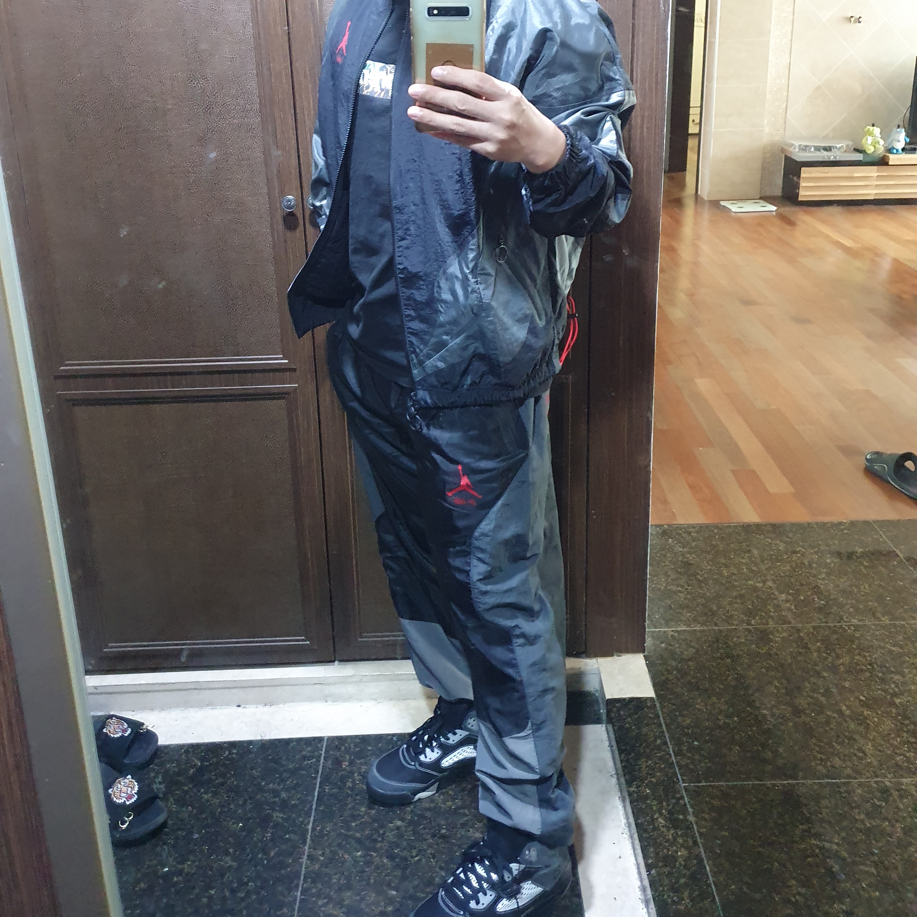 Jordan x Off-White Woven Jacket Black - Asia, Jordan x Off-White Woven Pants Black - US/EU 착용 스타일 - 1