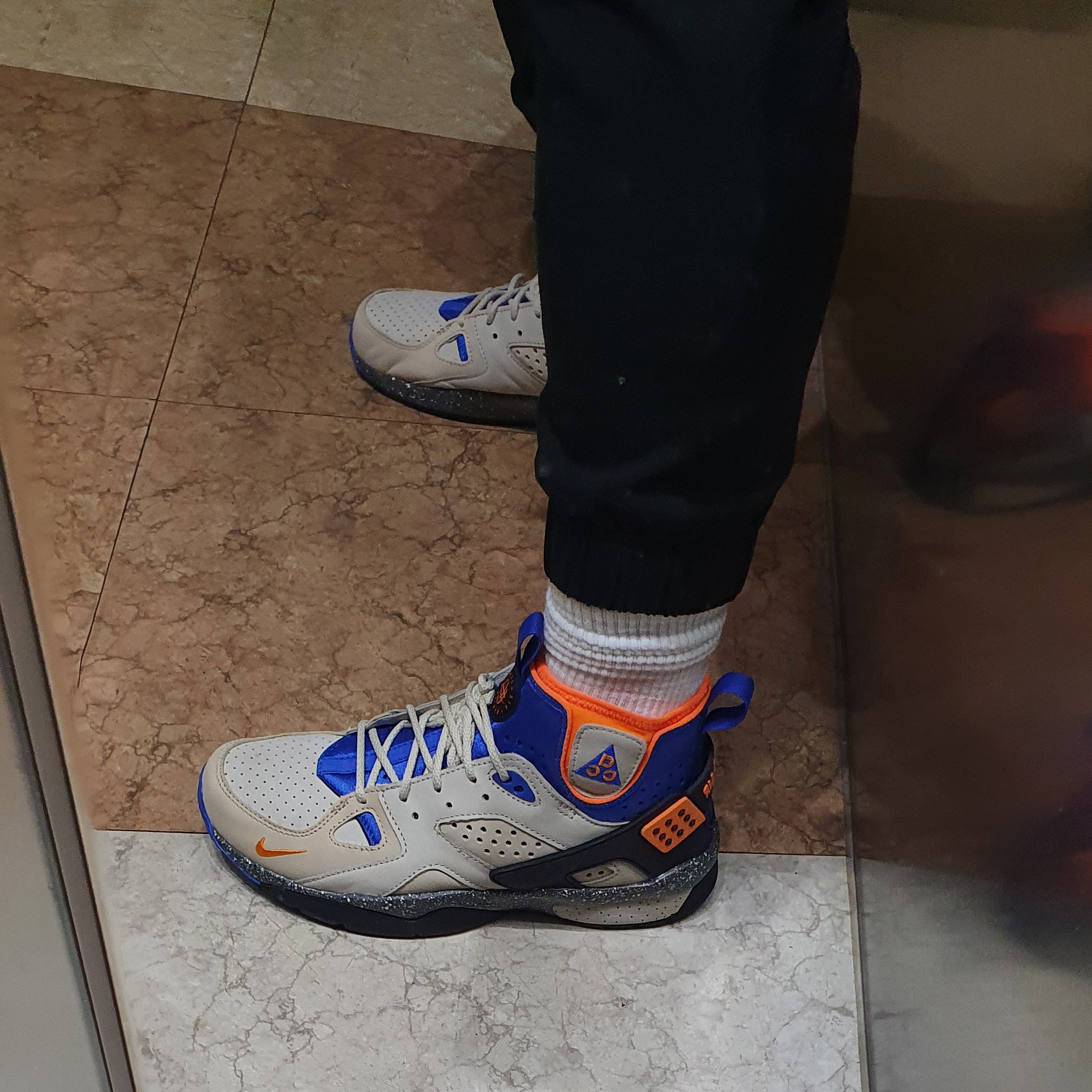 Nike ACG Air Mowabb Rattan Birch 착용 스타일