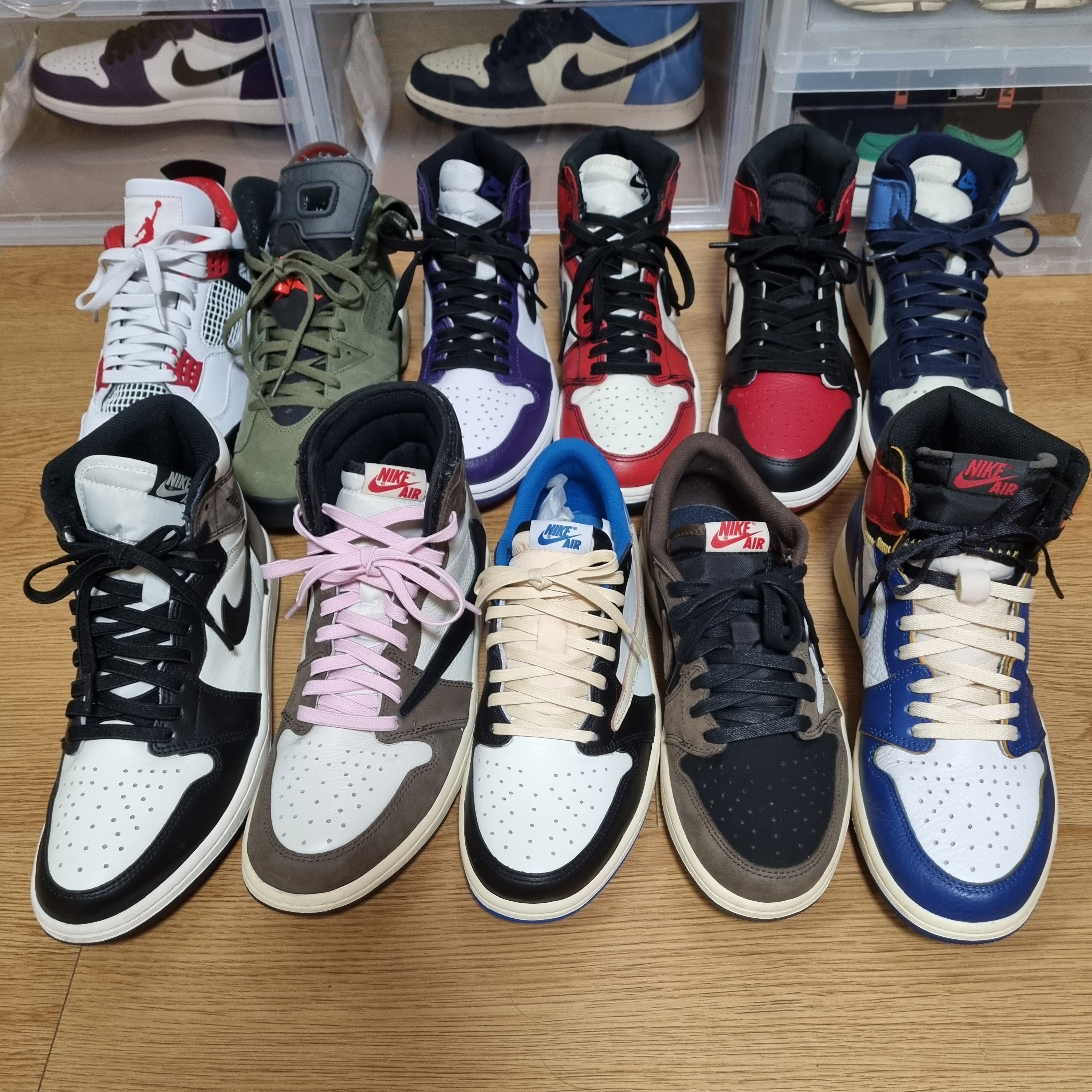 Jordan 1 Retro High OG Black Mocha, Jordan 1 x Travis Scott x Fragment Retro Low OG SP Military Blue 착용 스타일