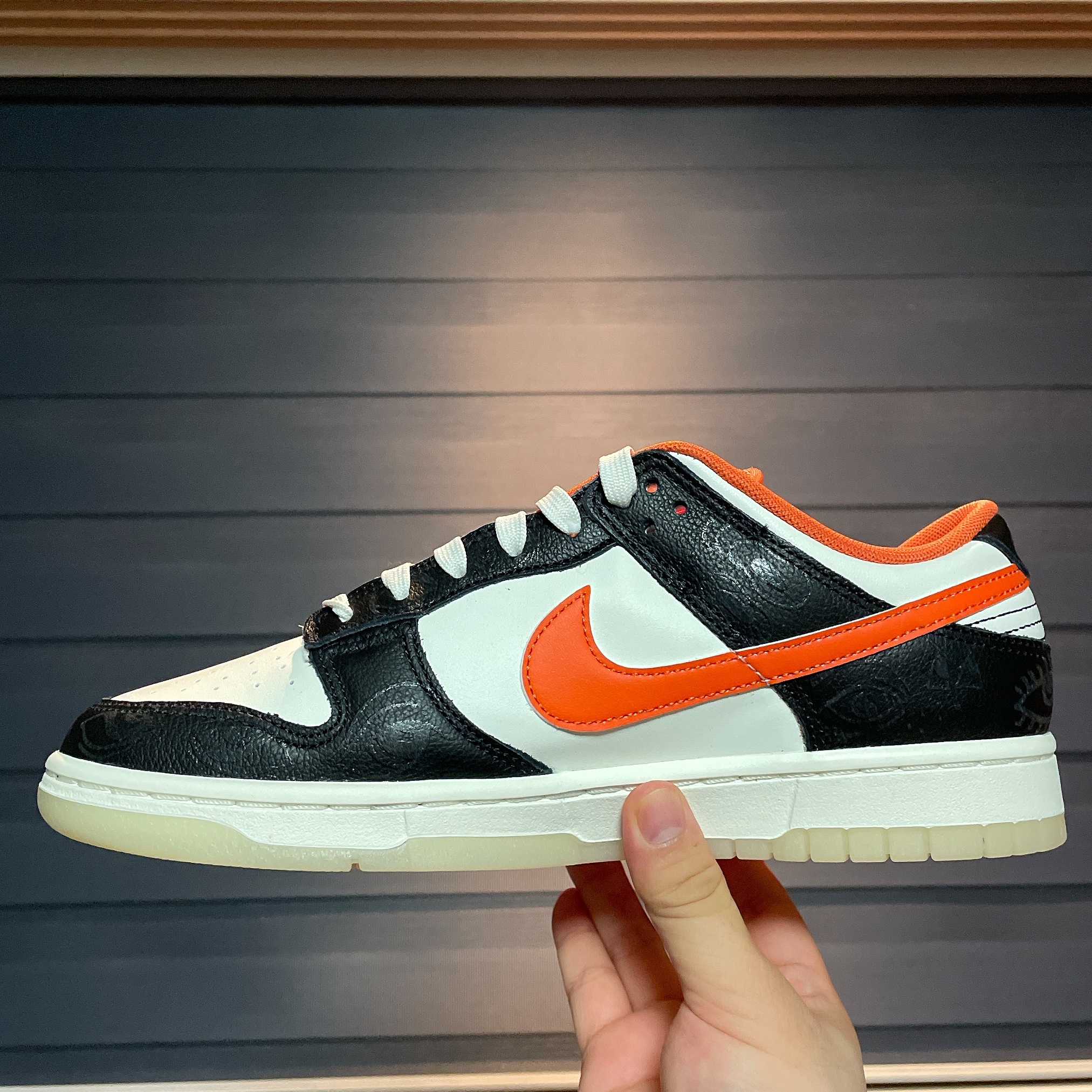 Nike Dunk Low Retro PRM Halloween 착용 스타일 - 4