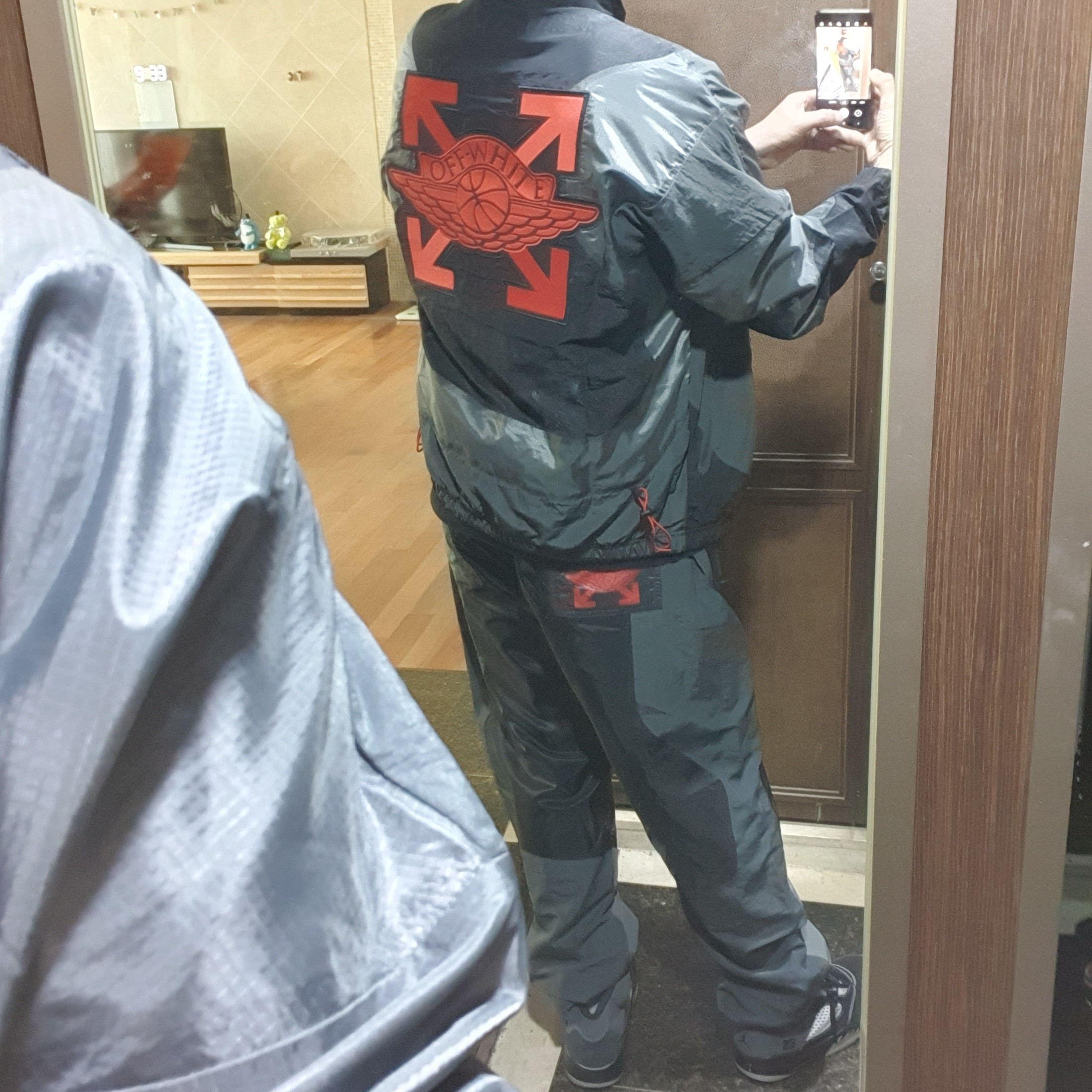 Jordan x Off-White Woven Jacket Black - Asia, Jordan x Off-White Woven Pants Black - US/EU 착용 스타일 - 2