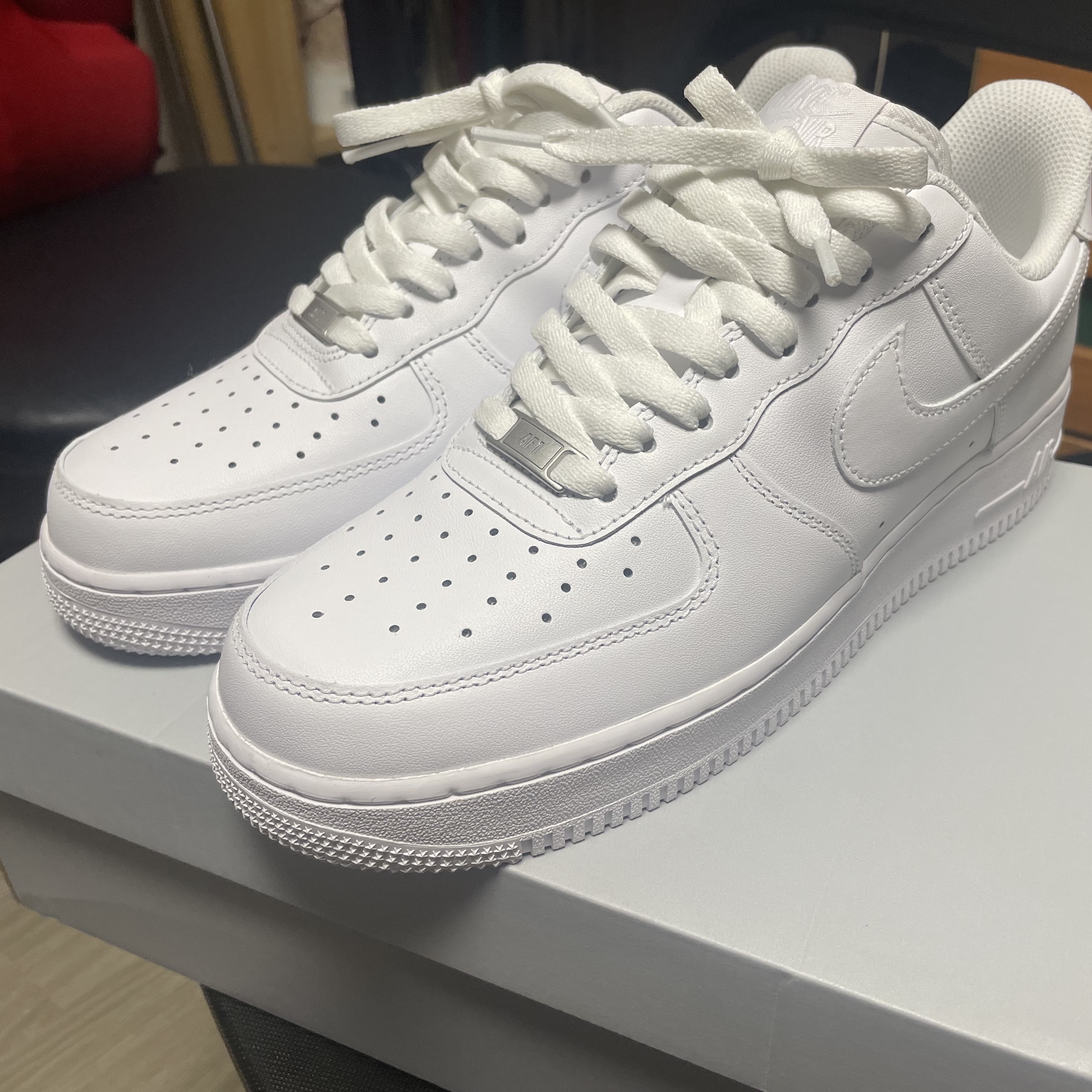 Nike Air Force 1 '07 Low White 착용 스타일 - 2