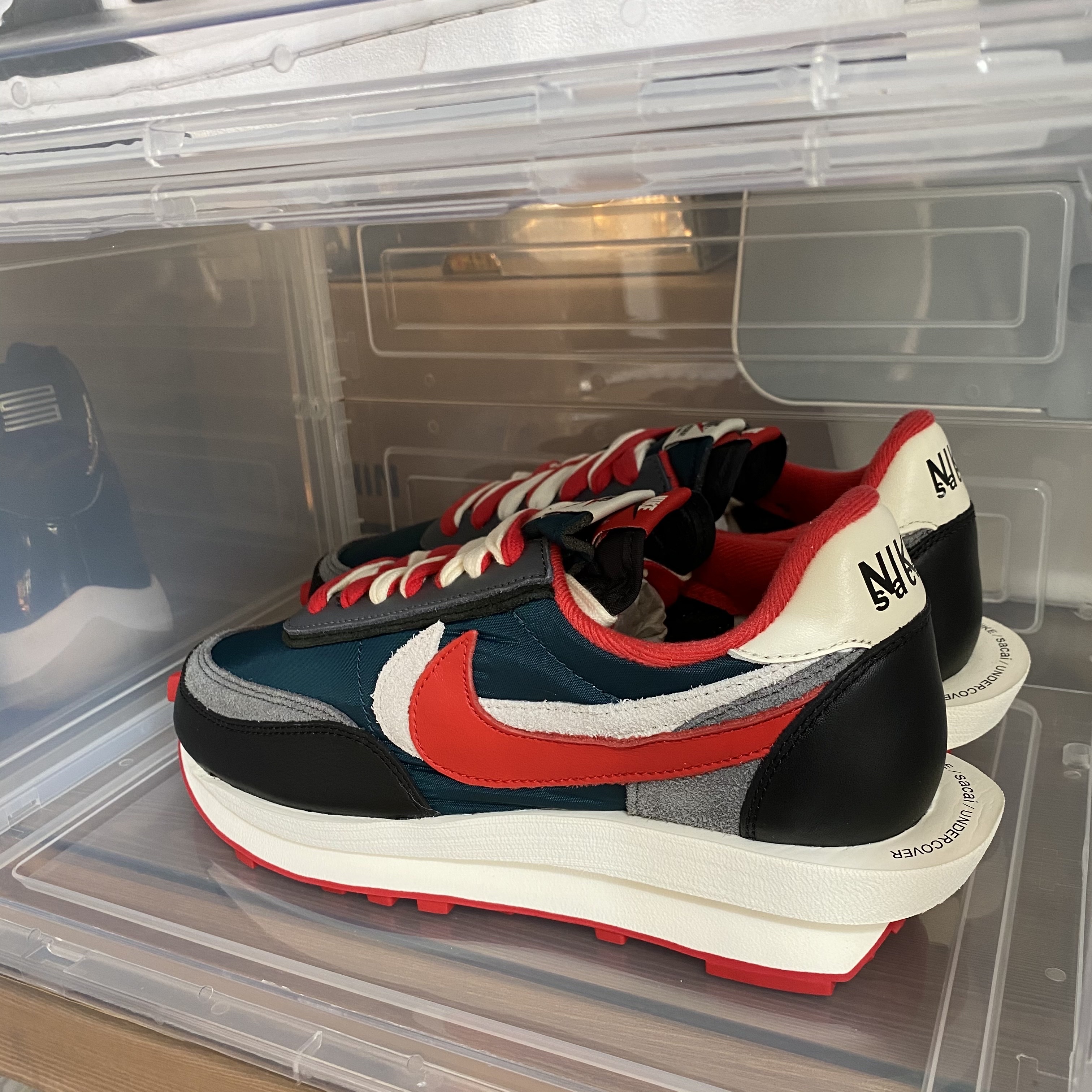 Nike x Sacai x Undercover LDWaffle Midnight Spruce University Red 착용 스타일 - 1