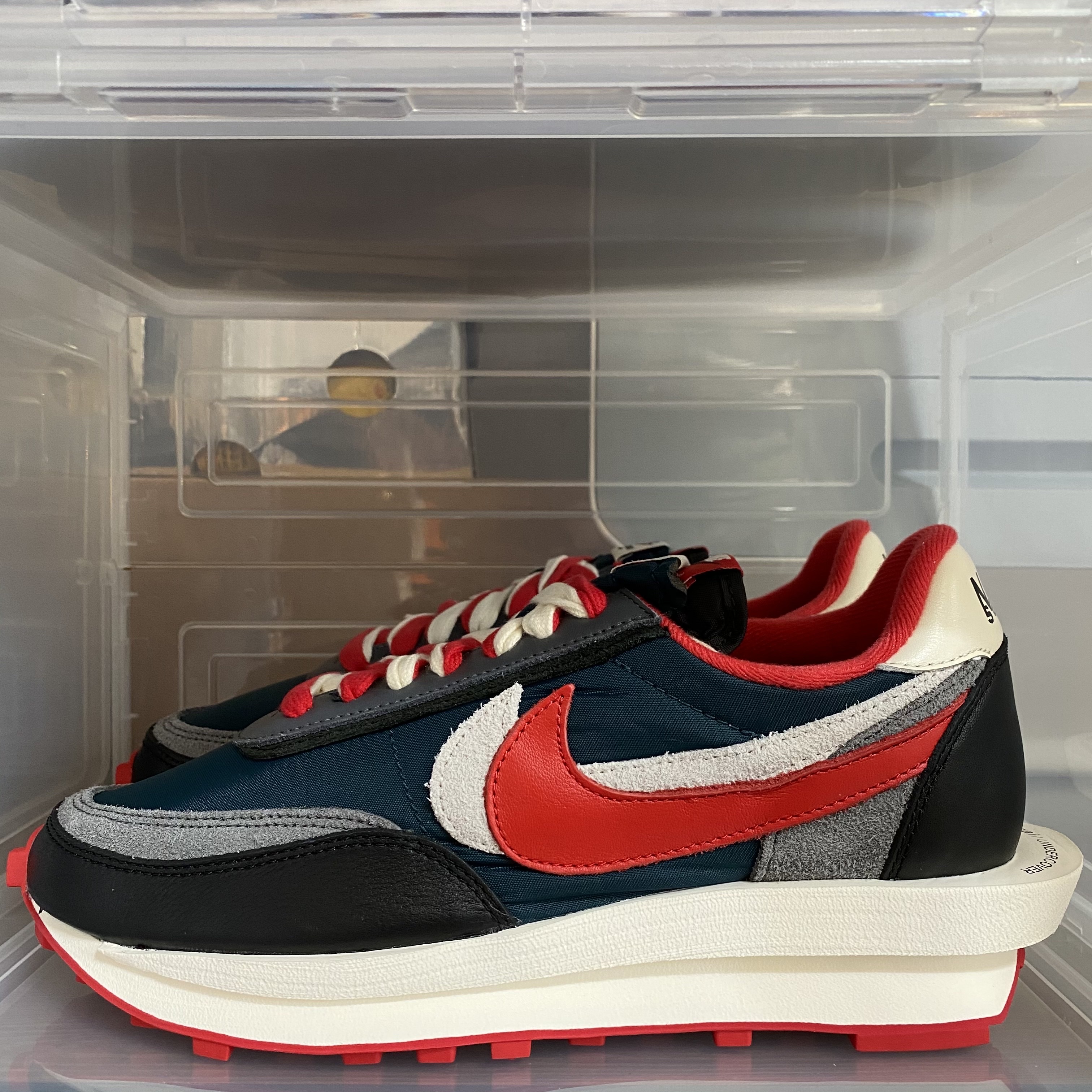 Nike x Sacai x Undercover LDWaffle Midnight Spruce University Red 착용 스타일 - 2