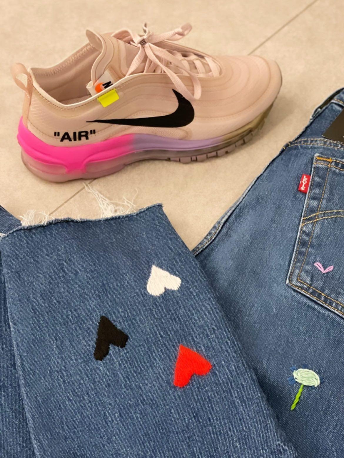 Nike x Off-White Air Max 97 Elemental Rose Serena Queen 착용 스타일 - 3