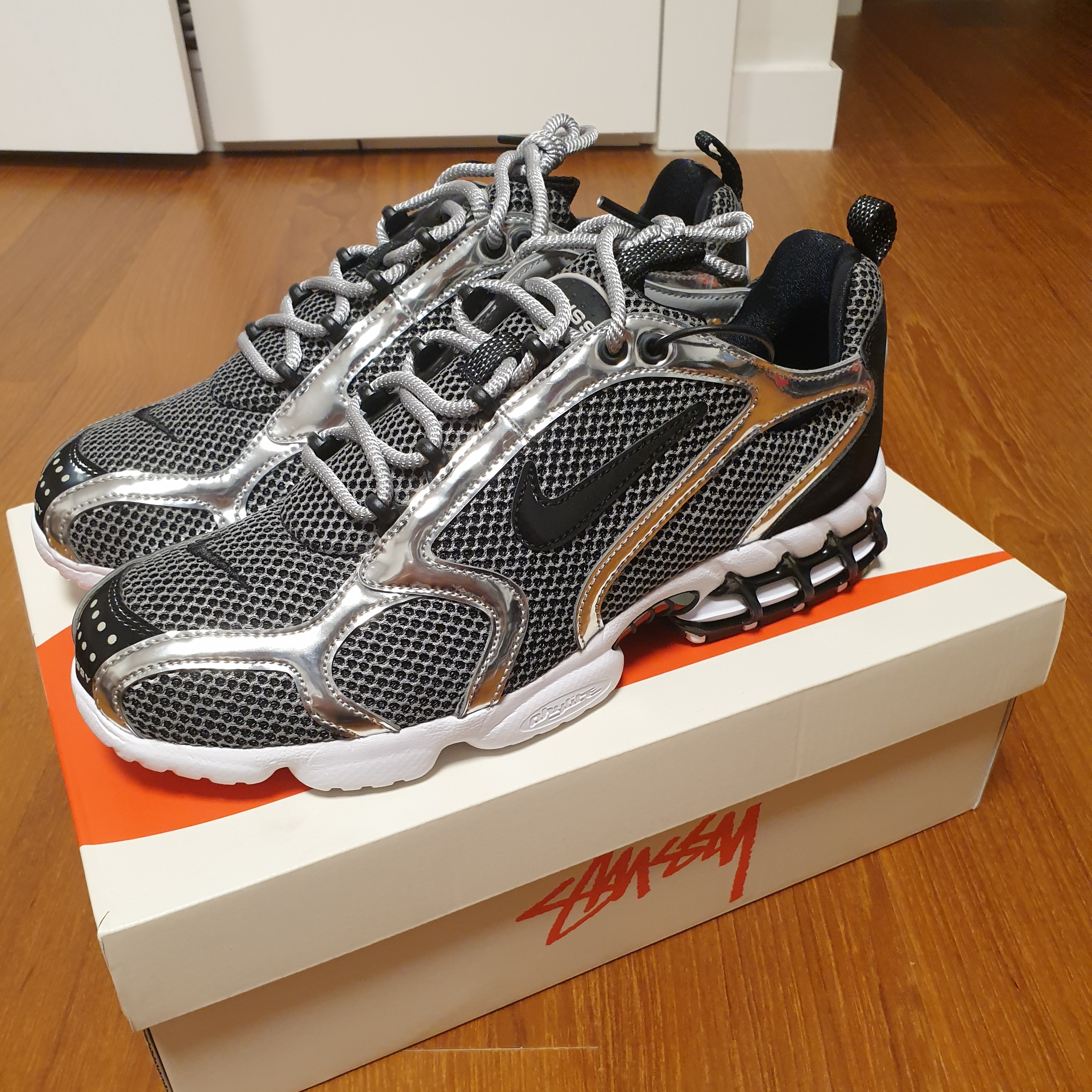 Nike x Stussy Air Zoom Spiridon Cage 2 Pure Platinum 착용 스타일 - 4