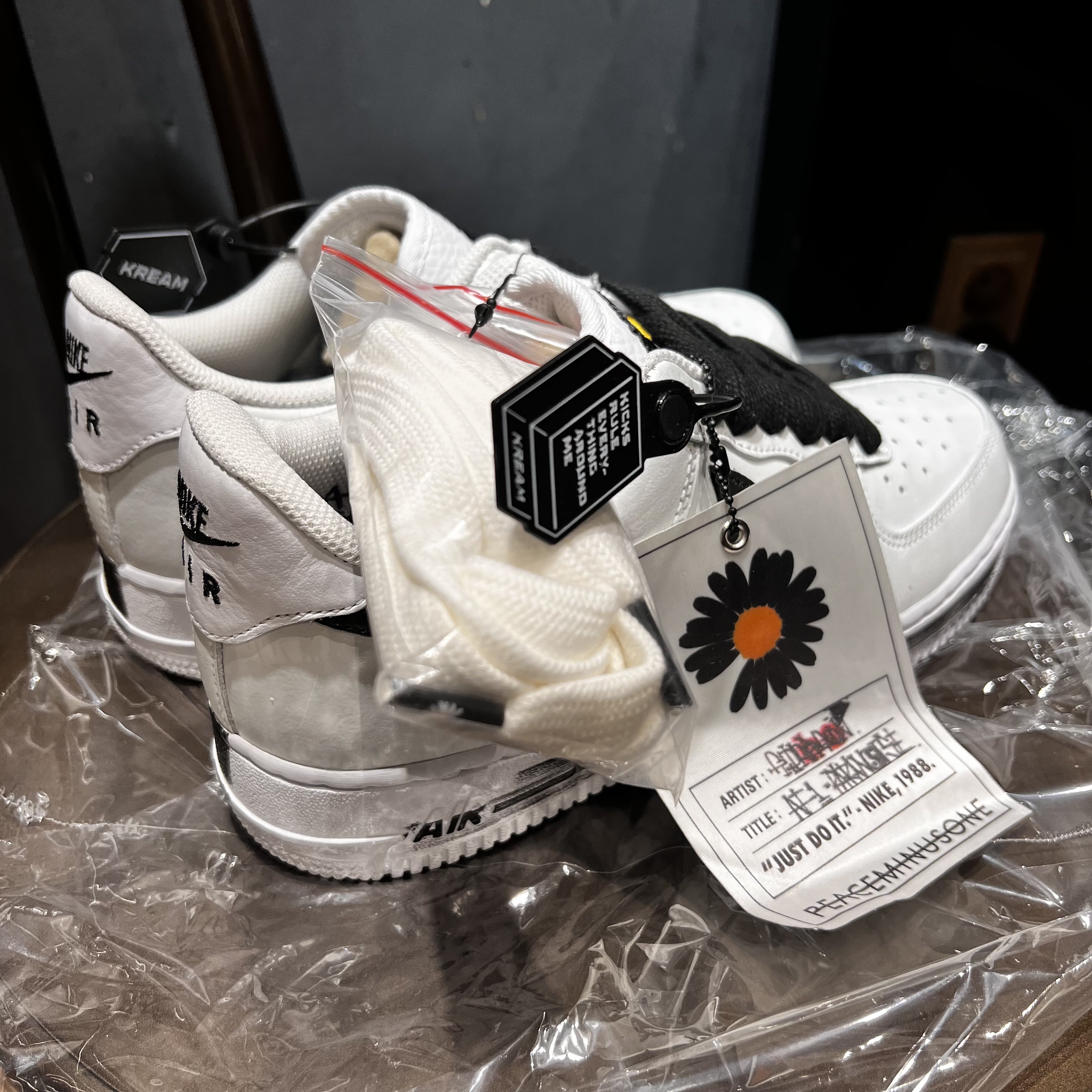 Nike x Peaceminusone Air Force 1 Low Para-Noise 2.0 착용 스타일 - 2