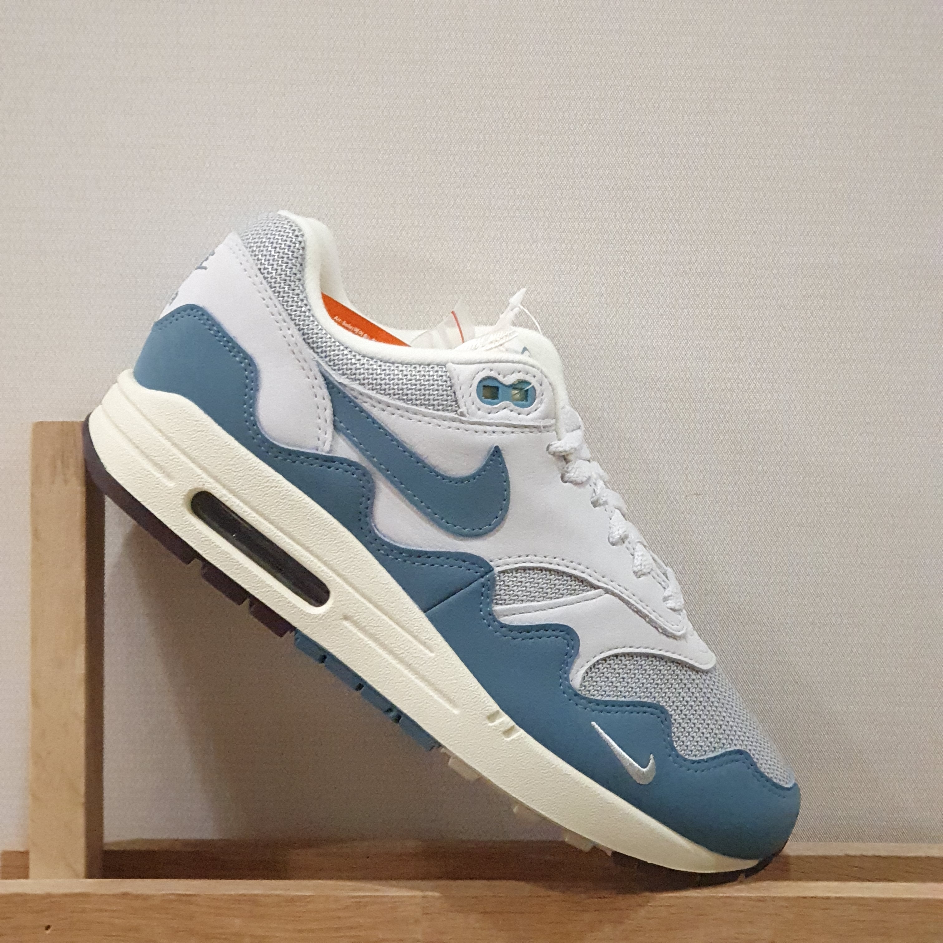 Nike x Patta Air Max 1 Noise Aqua 착용 스타일 - 2