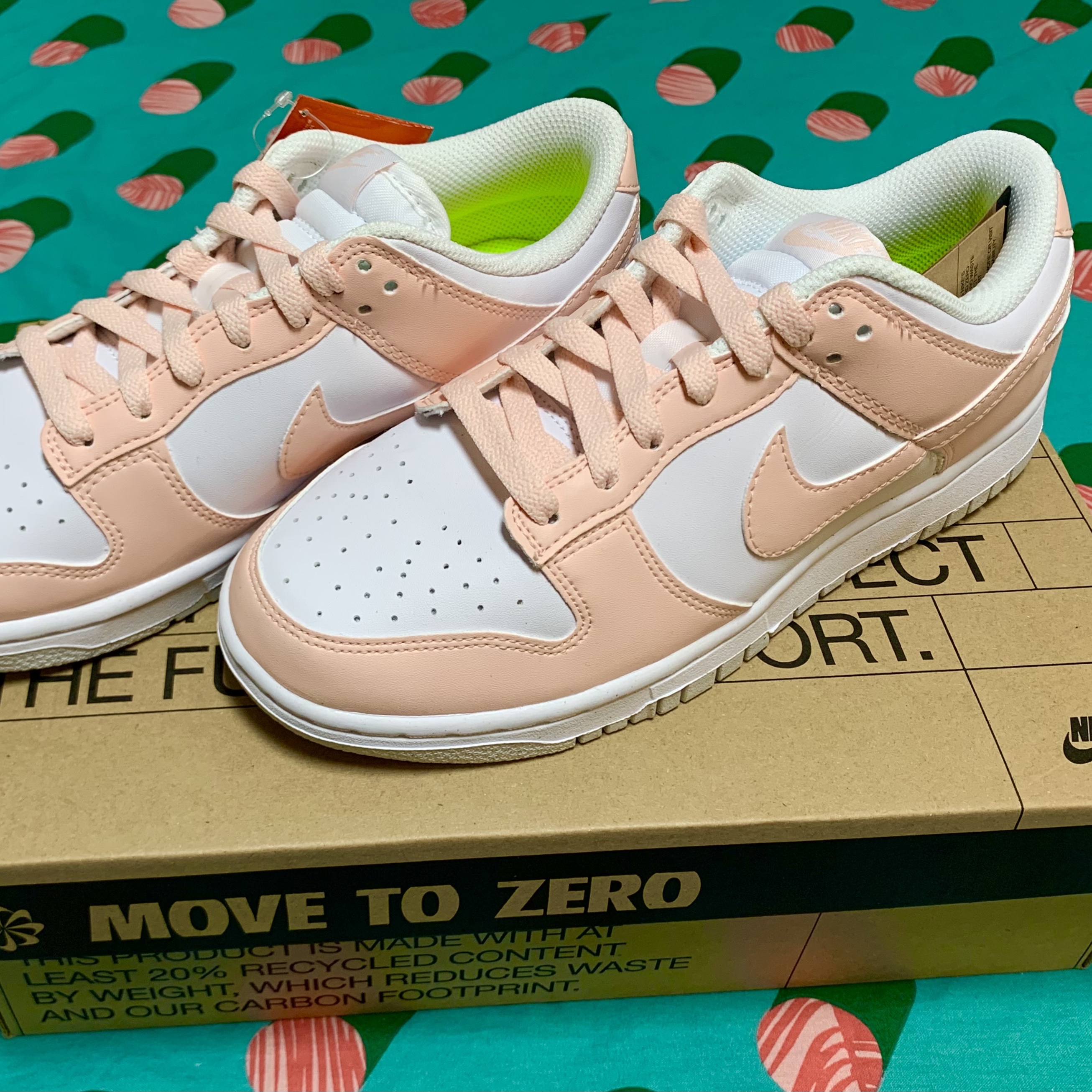 (W) Nike Dunk Low Next Nature Pale Coral 착용 스타일