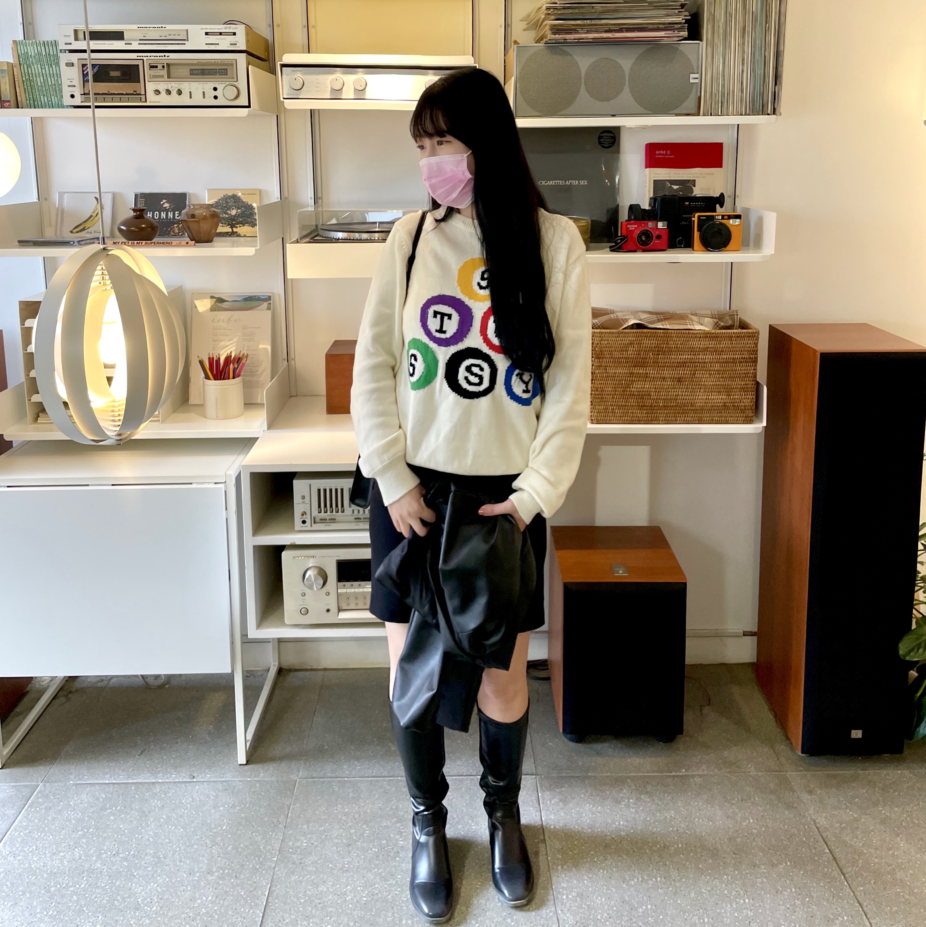 Stussy Billiard Sweater Natural 착용 스타일 - 2