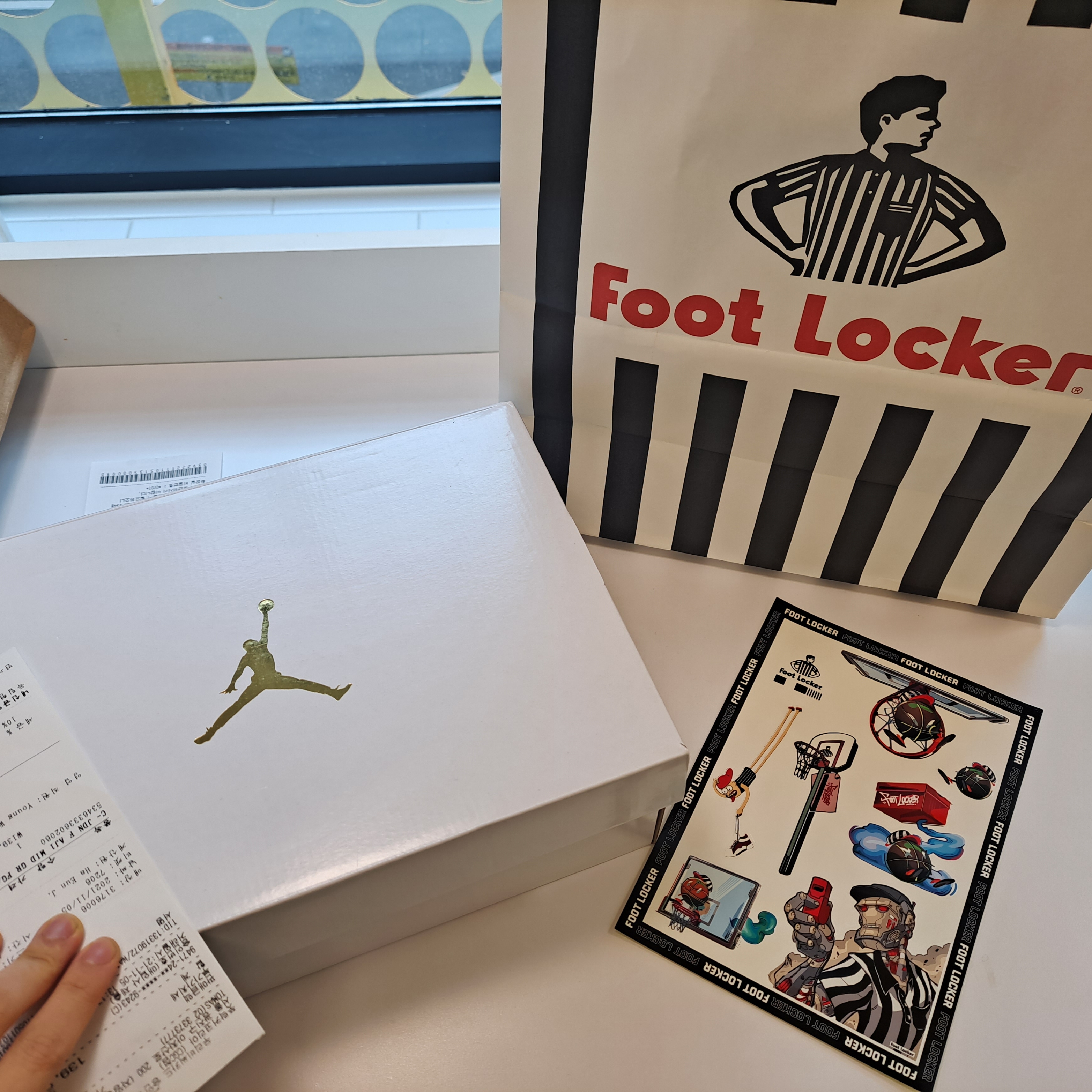 (W) Jordan 1 Mid Grey Fog 착용 스타일 - 1
