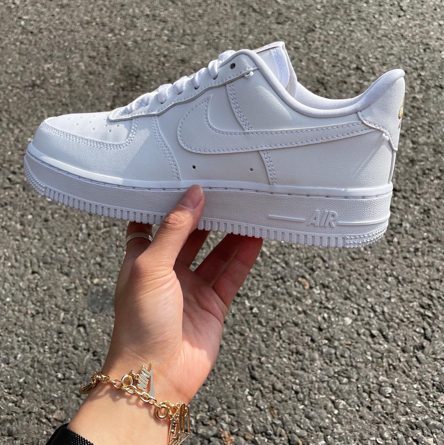 (W) Nike Air Force 1 '07 LX White Pendant 착용 스타일 - 3