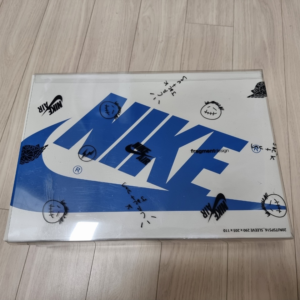 Jordan 1 x Travis Scott x Fragment Retro Low OG SP Military Blue 착용 스타일 - 1