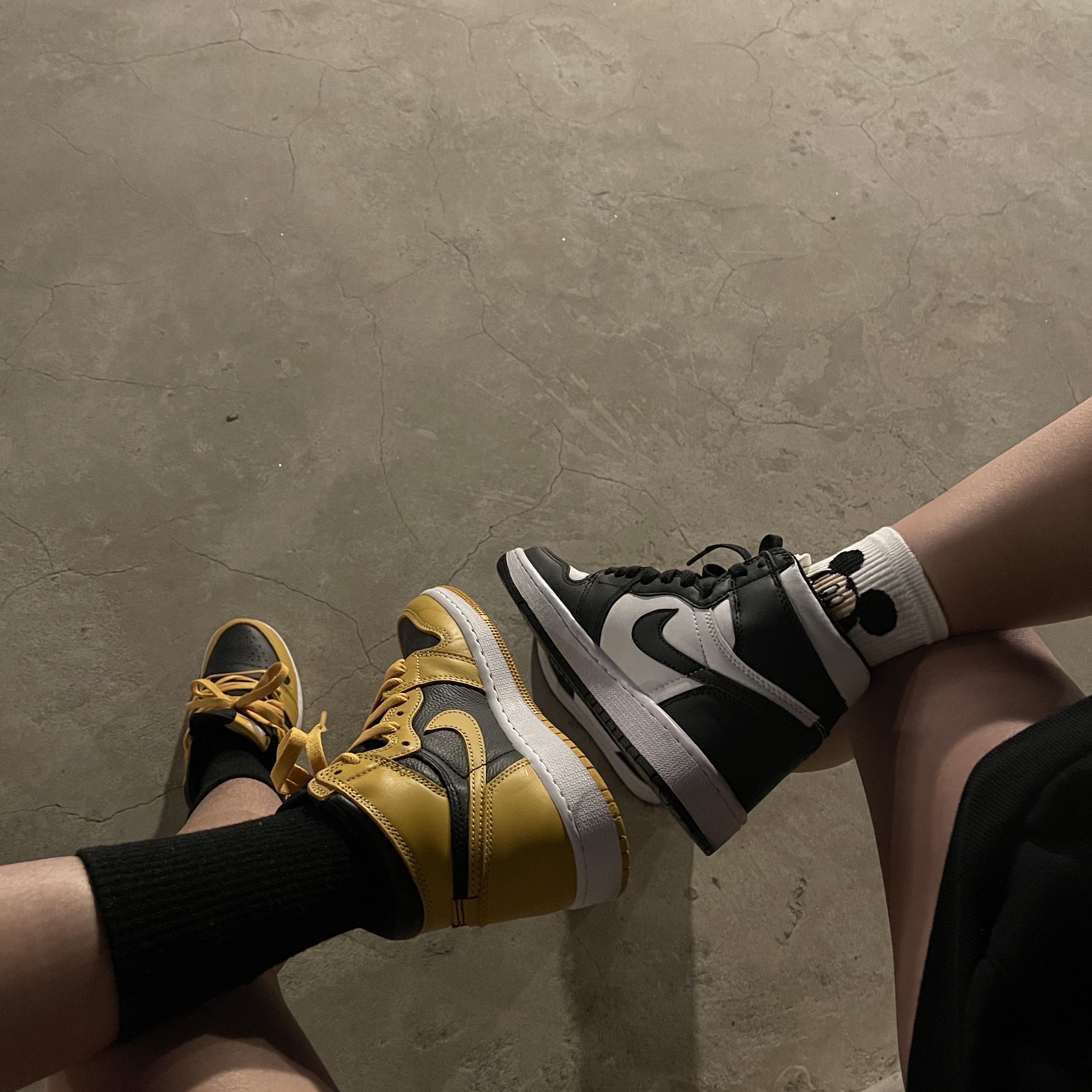 Jordan 1 Retro High OG Pollen, (GS) Jordan 1 Retro High OG Pollen 착용 스타일 - 2