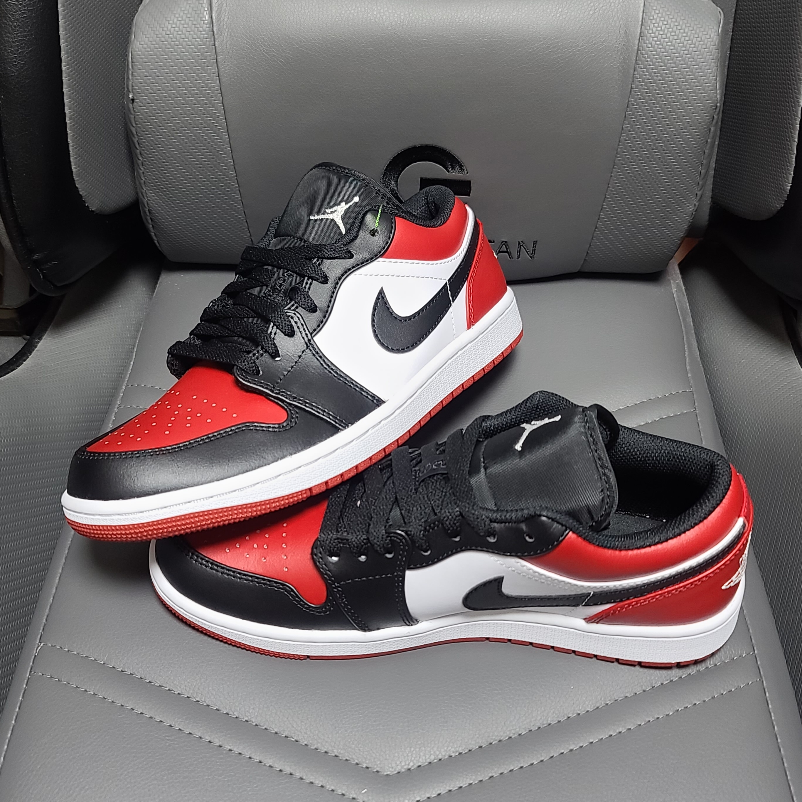 Jordan 1 Low Bred Toe 착용 스타일