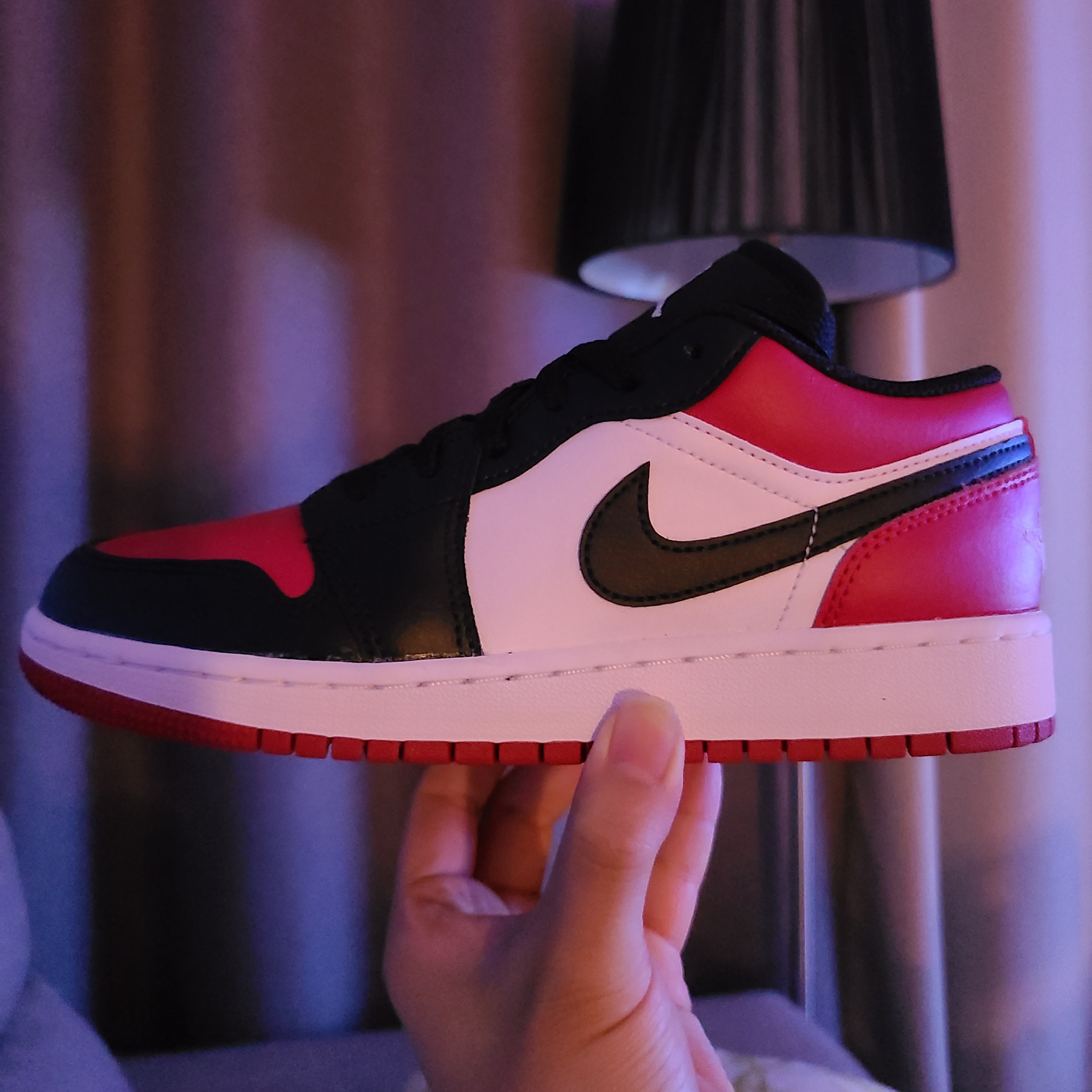 (GS) Jordan 1 Low Bred Toe 착용 스타일 - 1