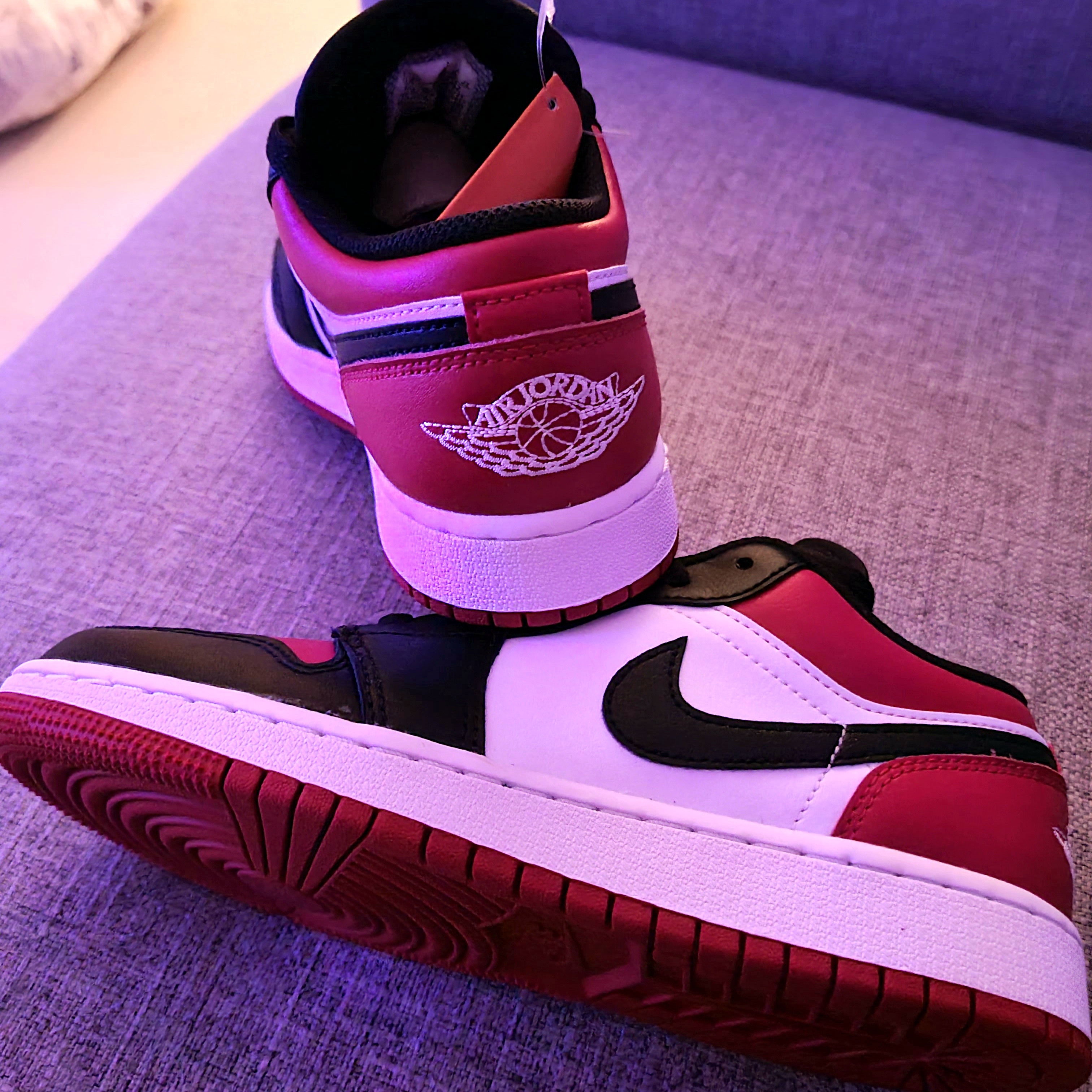(GS) Jordan 1 Low Bred Toe 착용 스타일 - 2