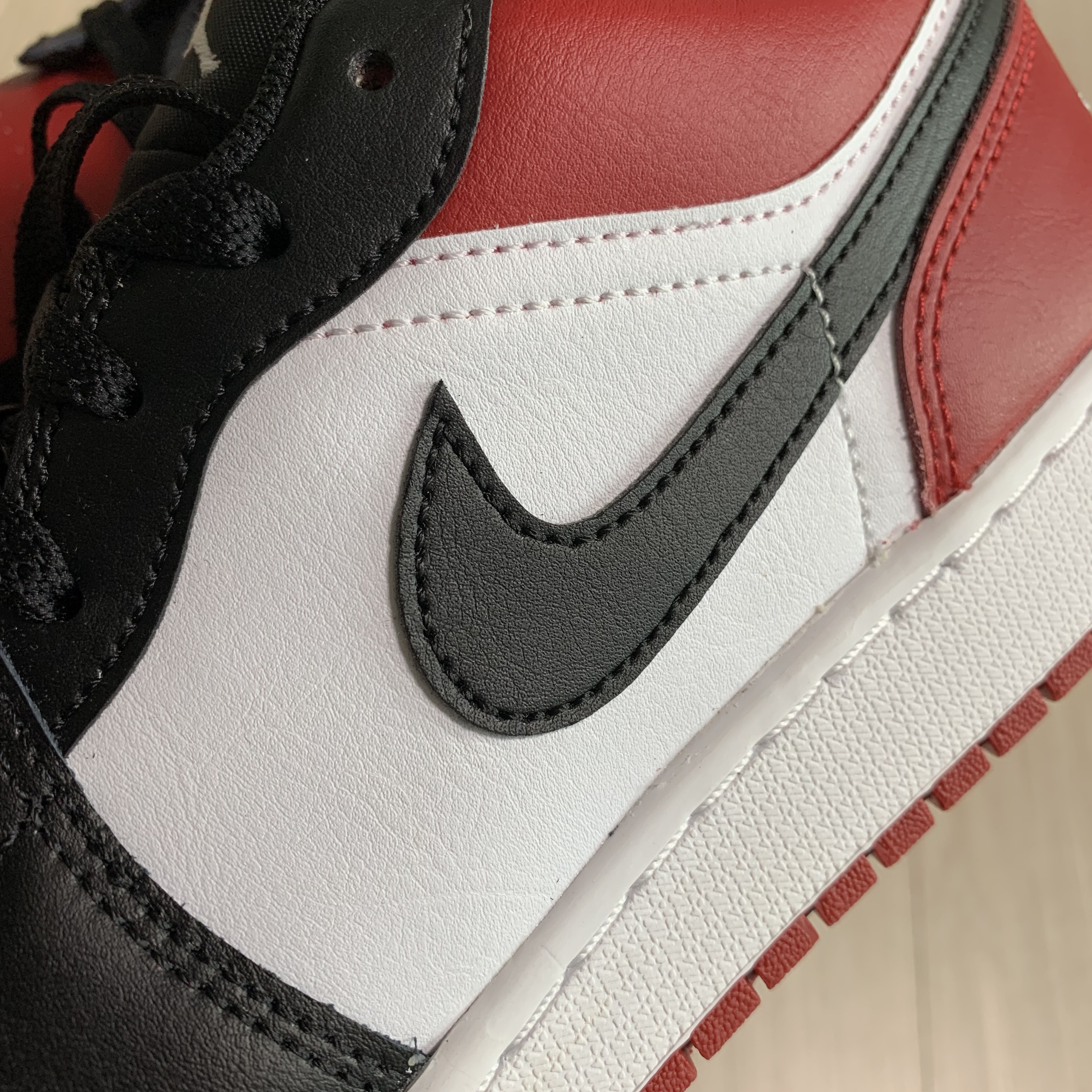 (GS) Jordan 1 Low Bred Toe 착용 스타일 - 3