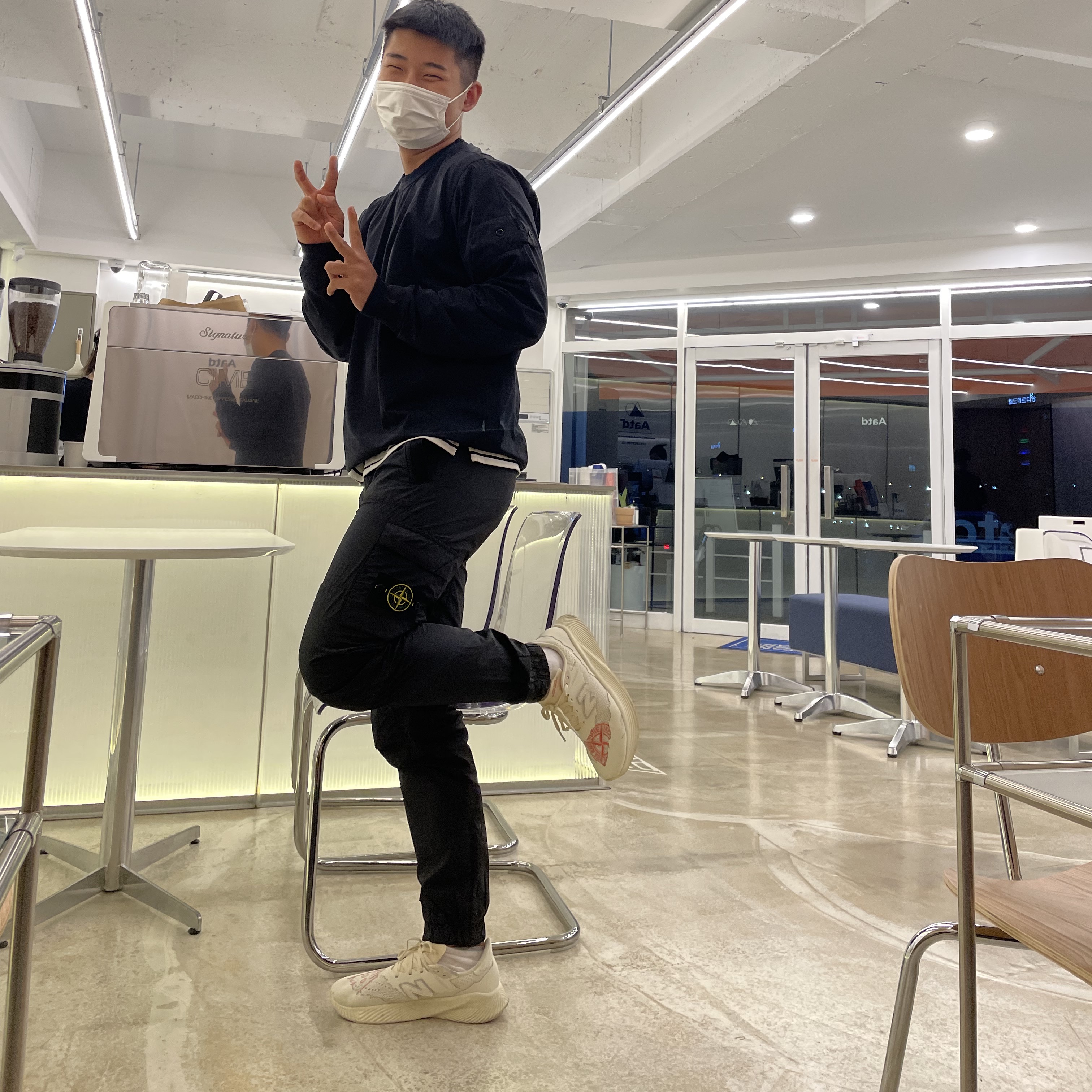 New Balance x Stone Island x Tokyo Design Studio FuelCell RC Elite v2 착용 스타일