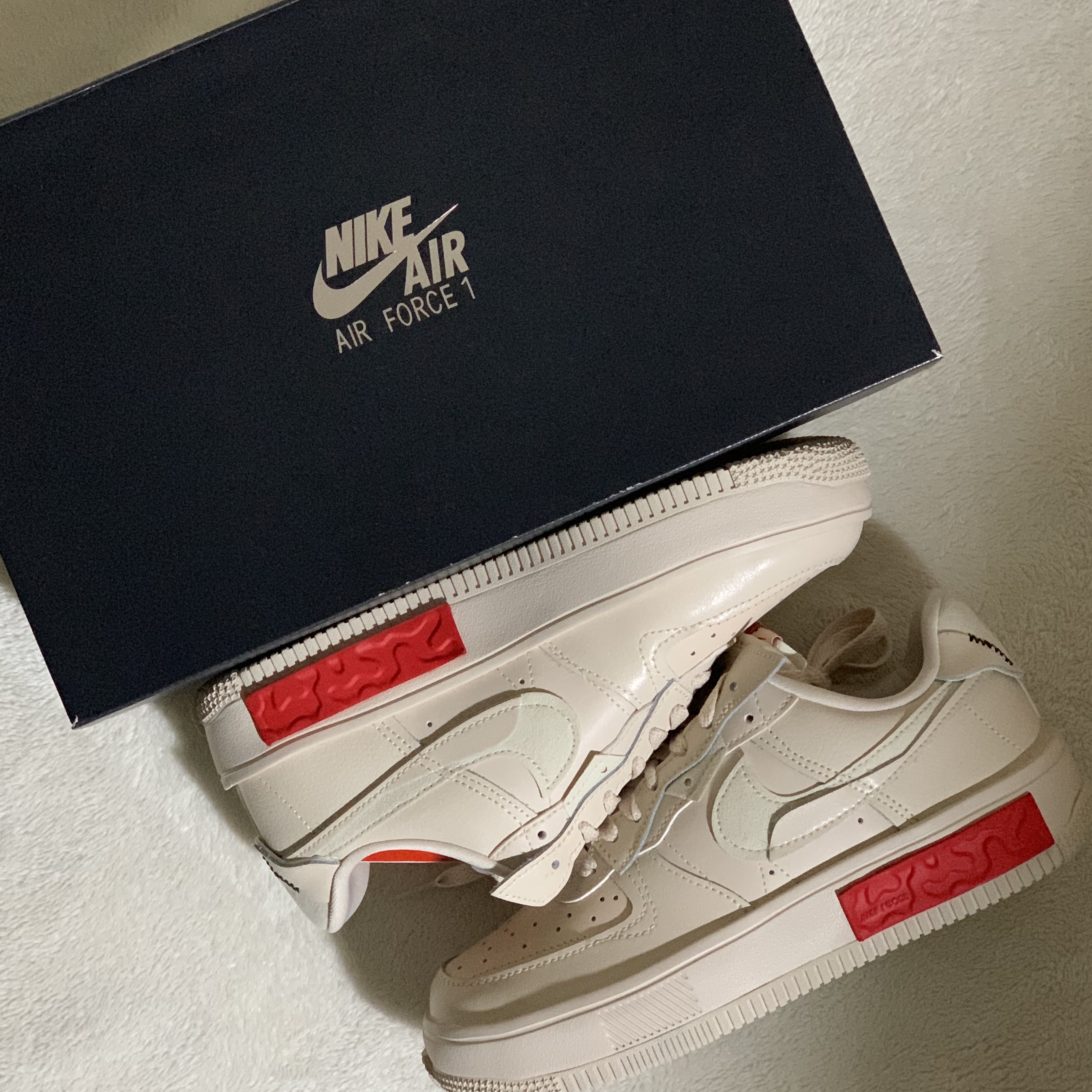 (W) Nike Air Force 1 Fontanka Pearl White 착용 스타일