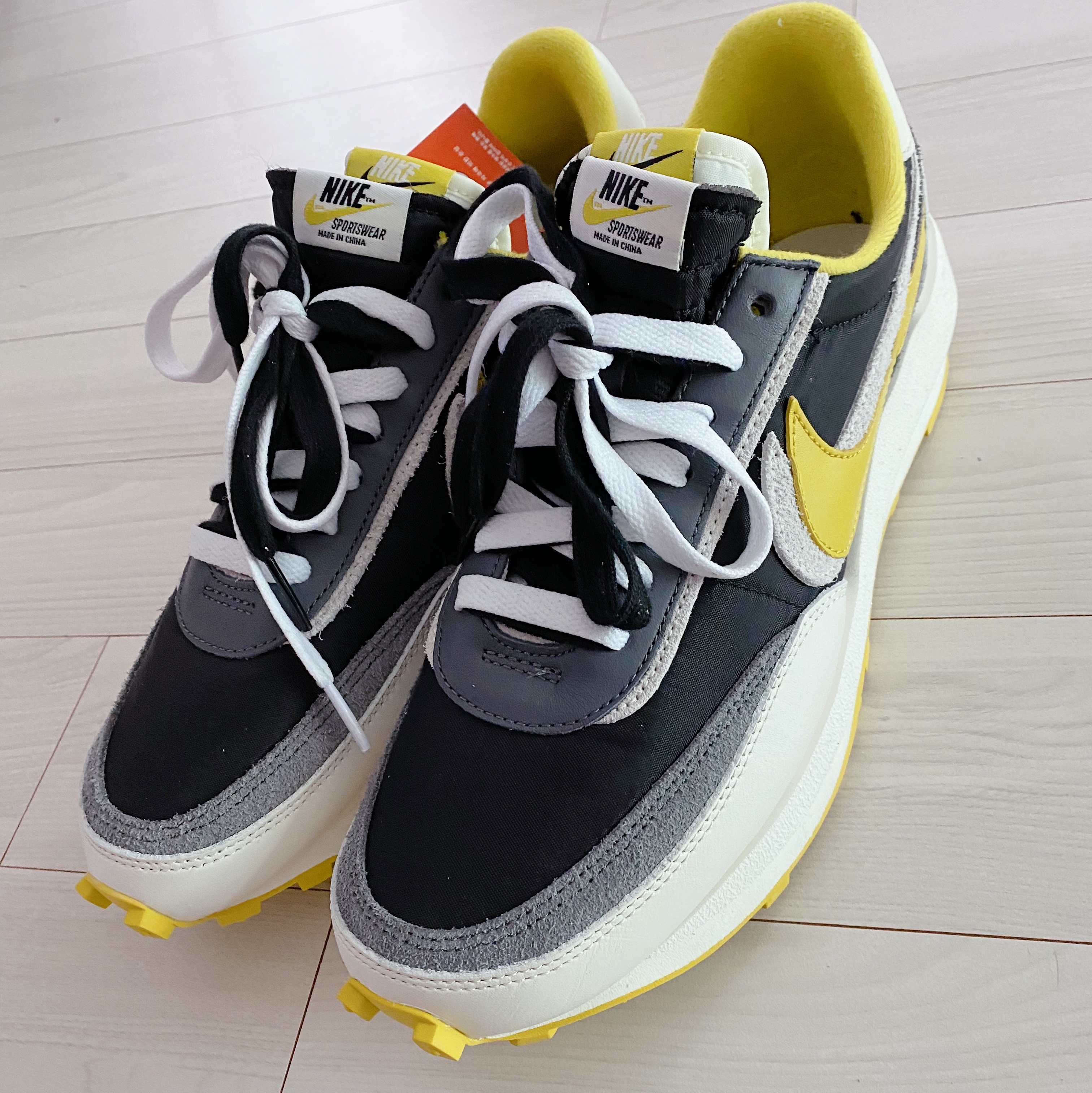 Nike x Sacai x Undercover LDWaffle Black Bright Citron 착용 스타일