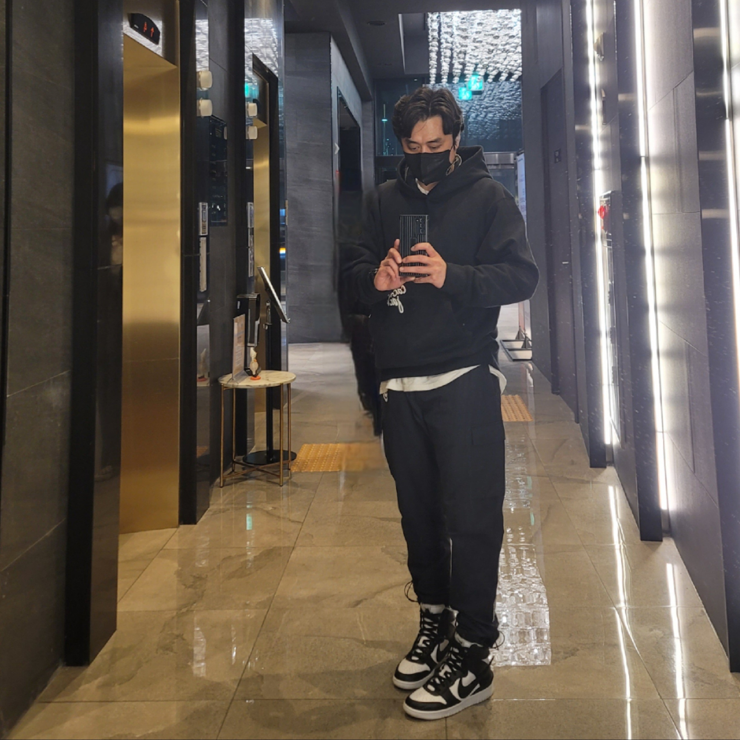 Nike x Ambush Dunk High Black, Jordan x Travis Scott x Fragment Hoodie Black (DJ0615-010) 착용 스타일