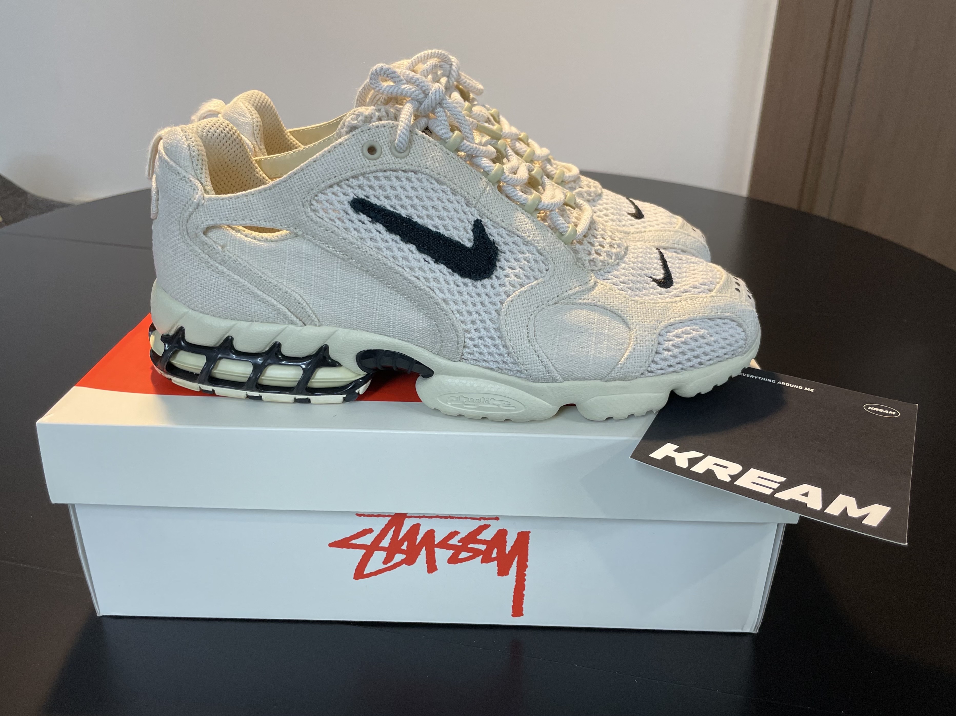Nike x Stussy Air Zoom Spiridon Cage 2 Fossil 착용 스타일