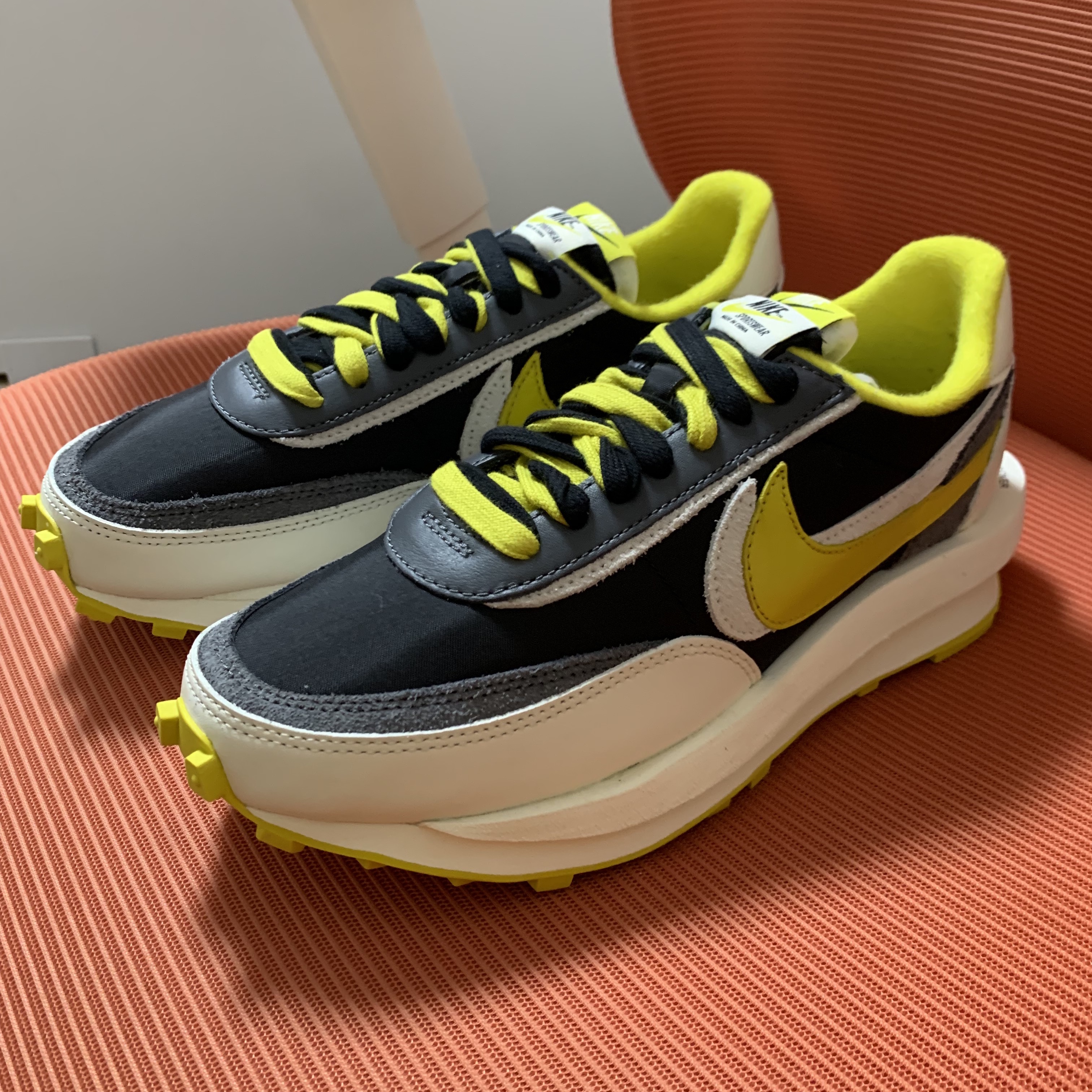 Nike x Sacai x Undercover LDWaffle Black Bright Citron 착용 스타일