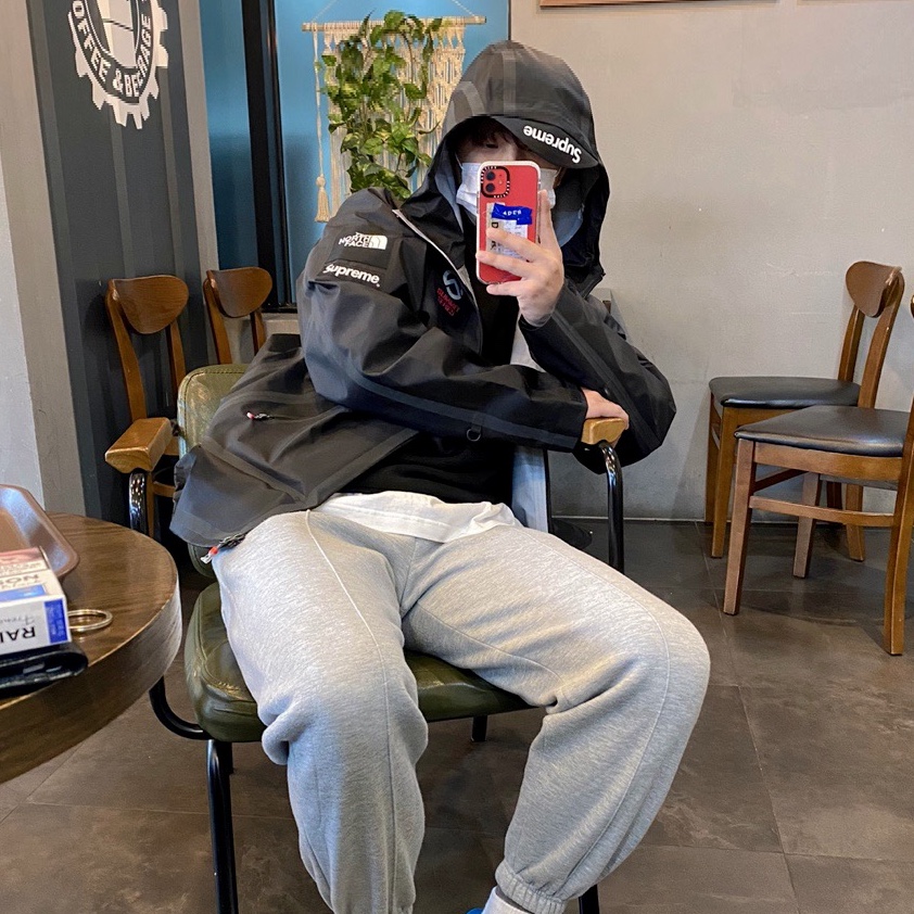 Supreme x The North Face Summit Series Outer Tape Seam Jacket Black - 21SS 착용 스타일