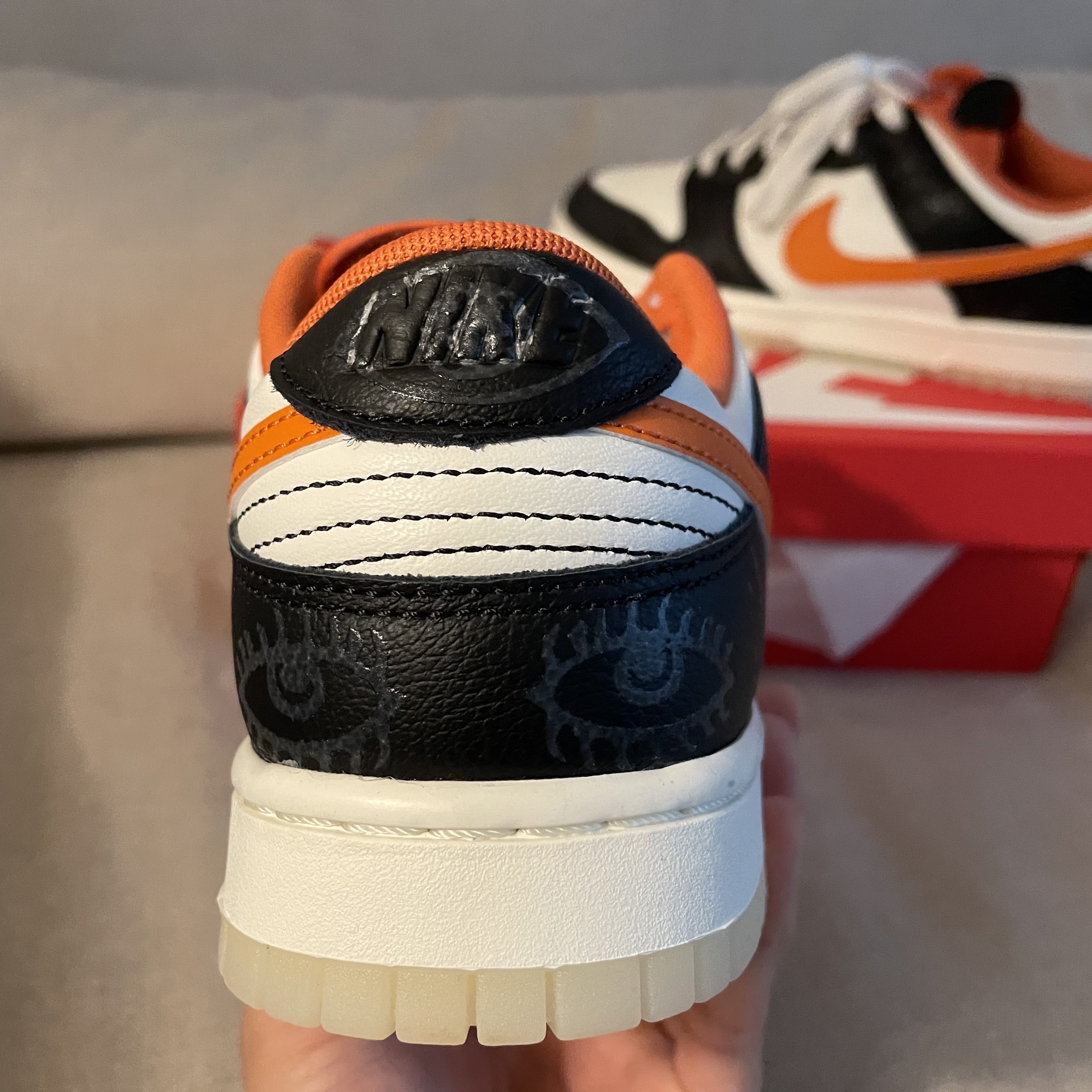Nike Dunk Low Retro PRM Halloween 착용 스타일 - 2