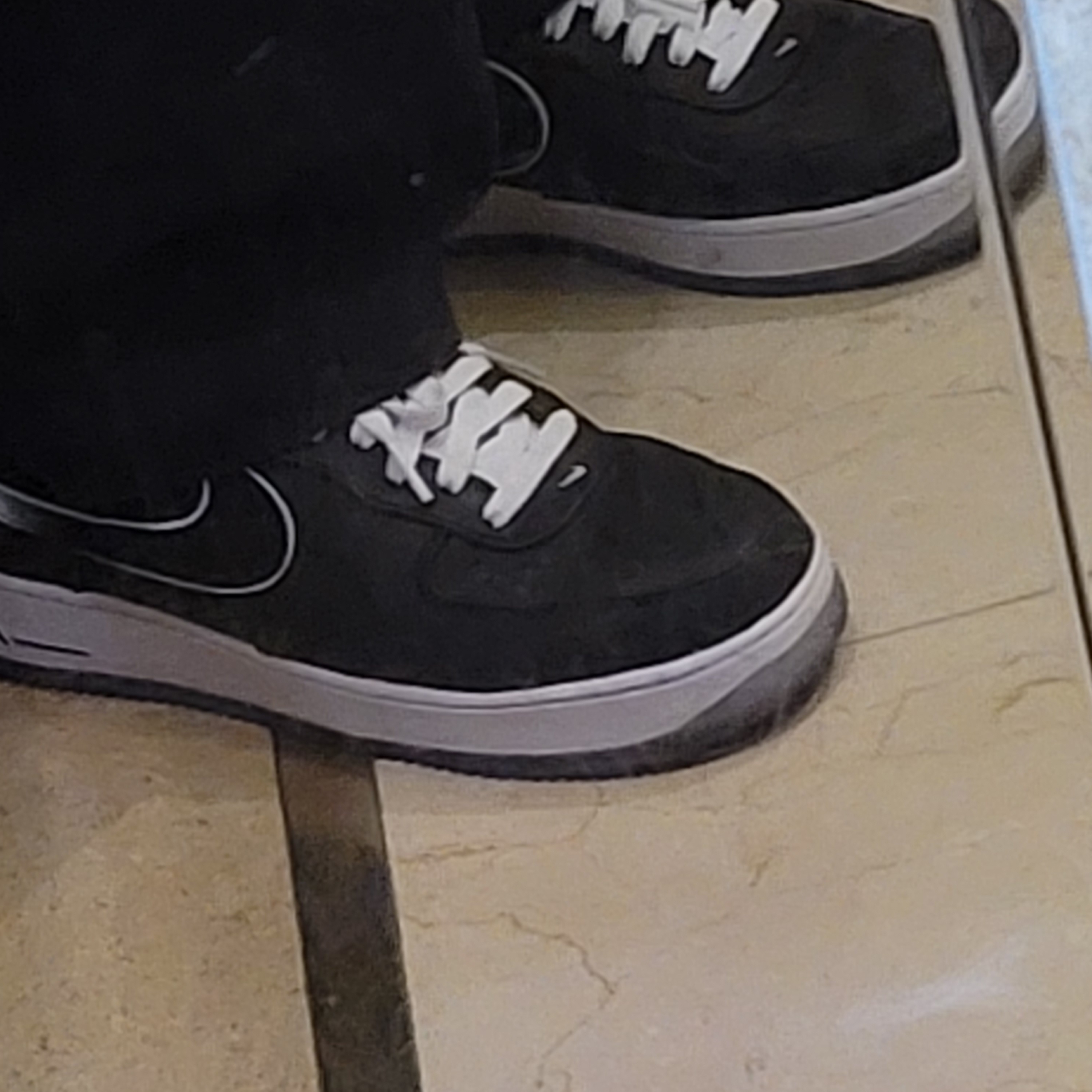 Nike Air Force 1 Low Colin Kaepernick 착용 스타일