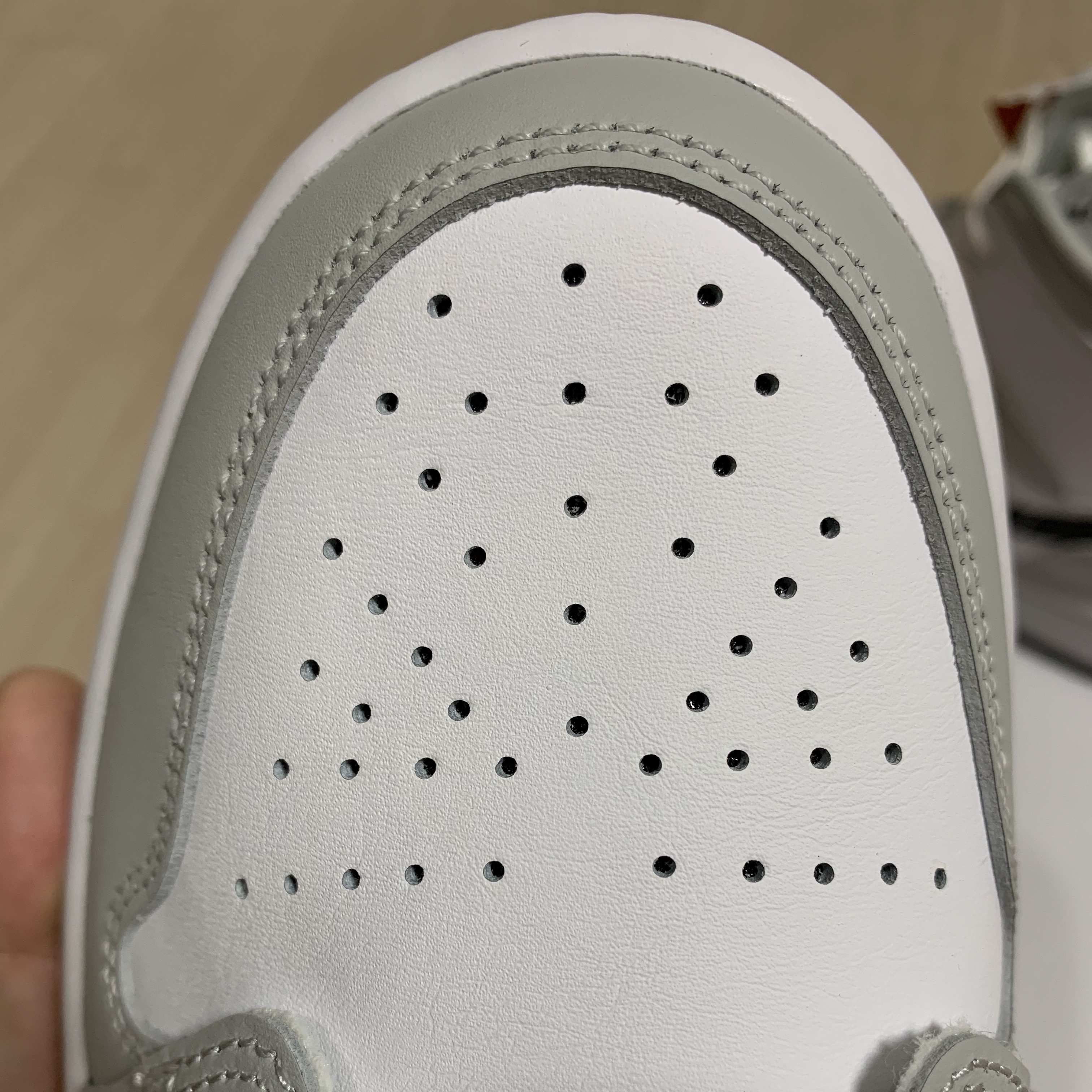 (W) Jordan 1 Mid Grey Fog 착용 스타일 - 3
