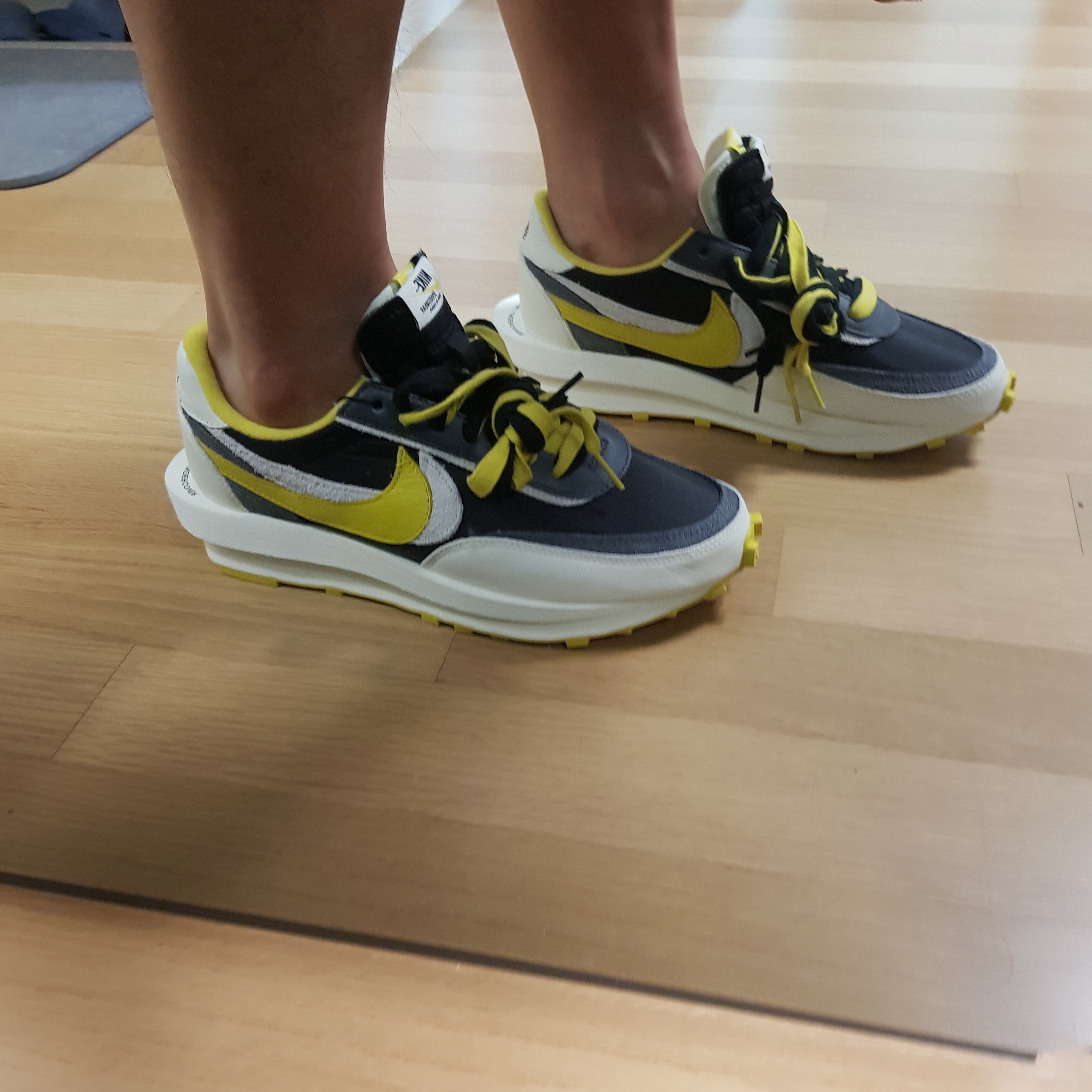 Nike x Sacai x Undercover LDWaffle Black Bright Citron 착용 스타일 - 2