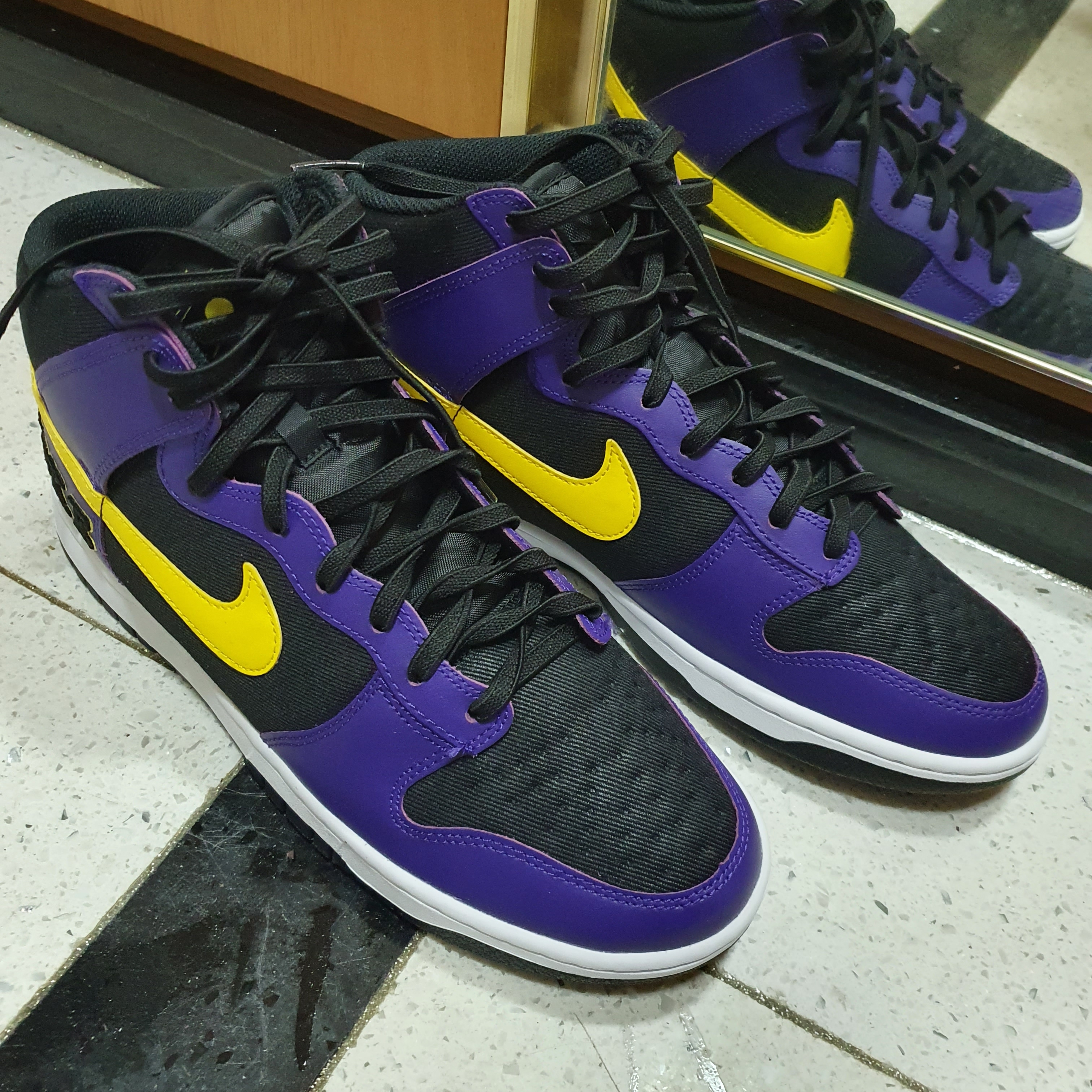 Nike Dunk High PRM EMB Court Purple 착용 스타일