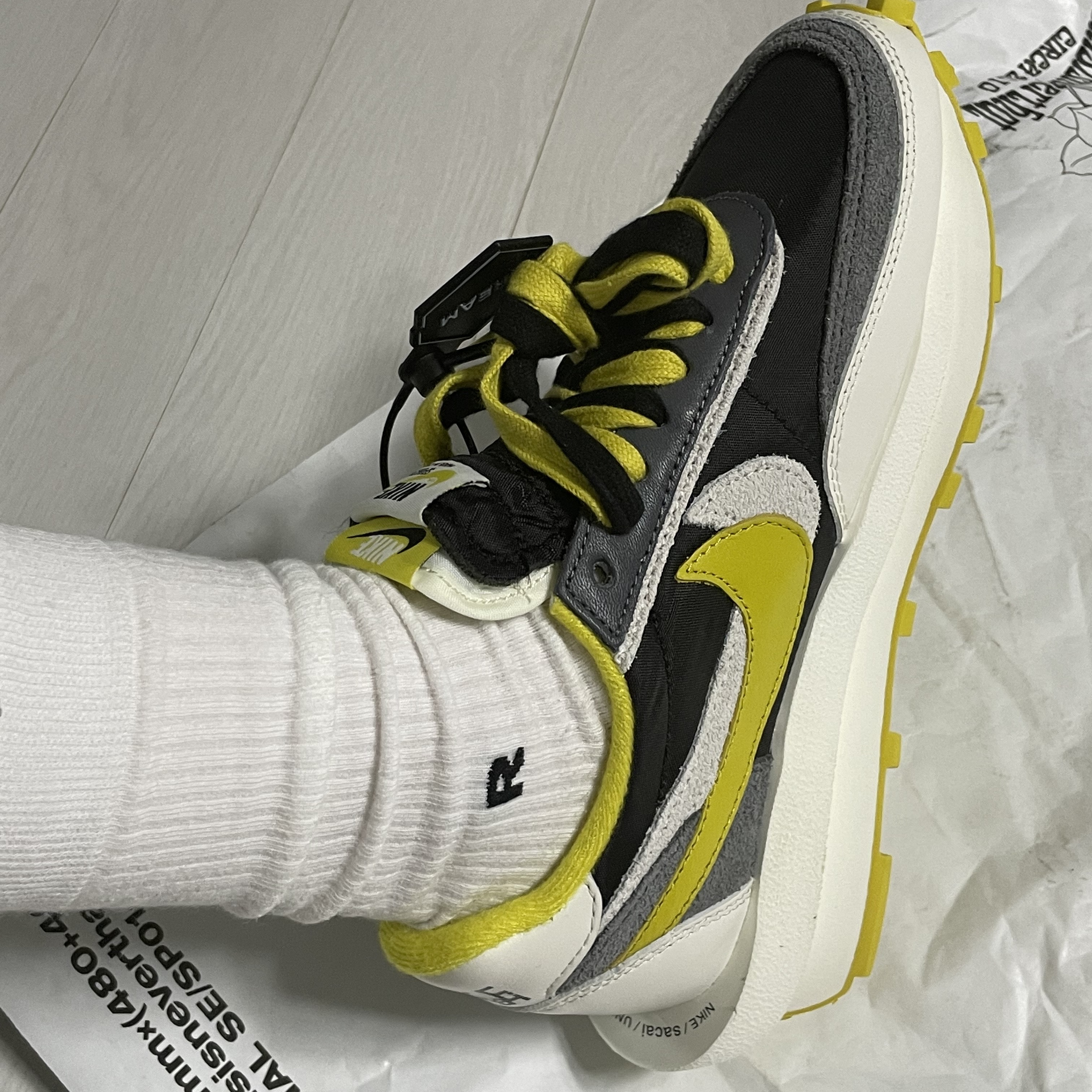 Nike x Sacai x Undercover LDWaffle Black Bright Citron 착용 스타일