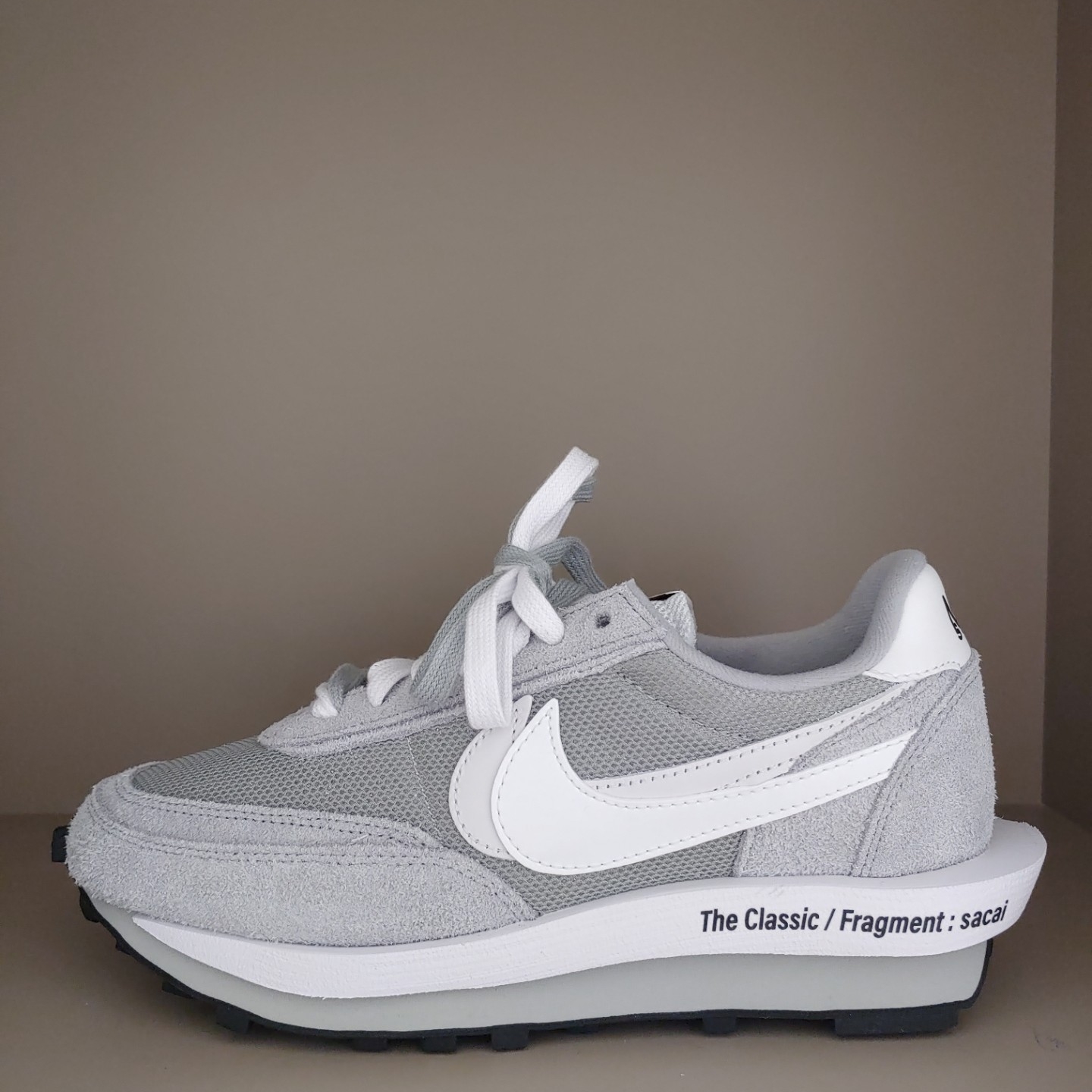 Nike x Sacai x Fragment LDWaffle Light Smoke Grey 착용 스타일 - 1