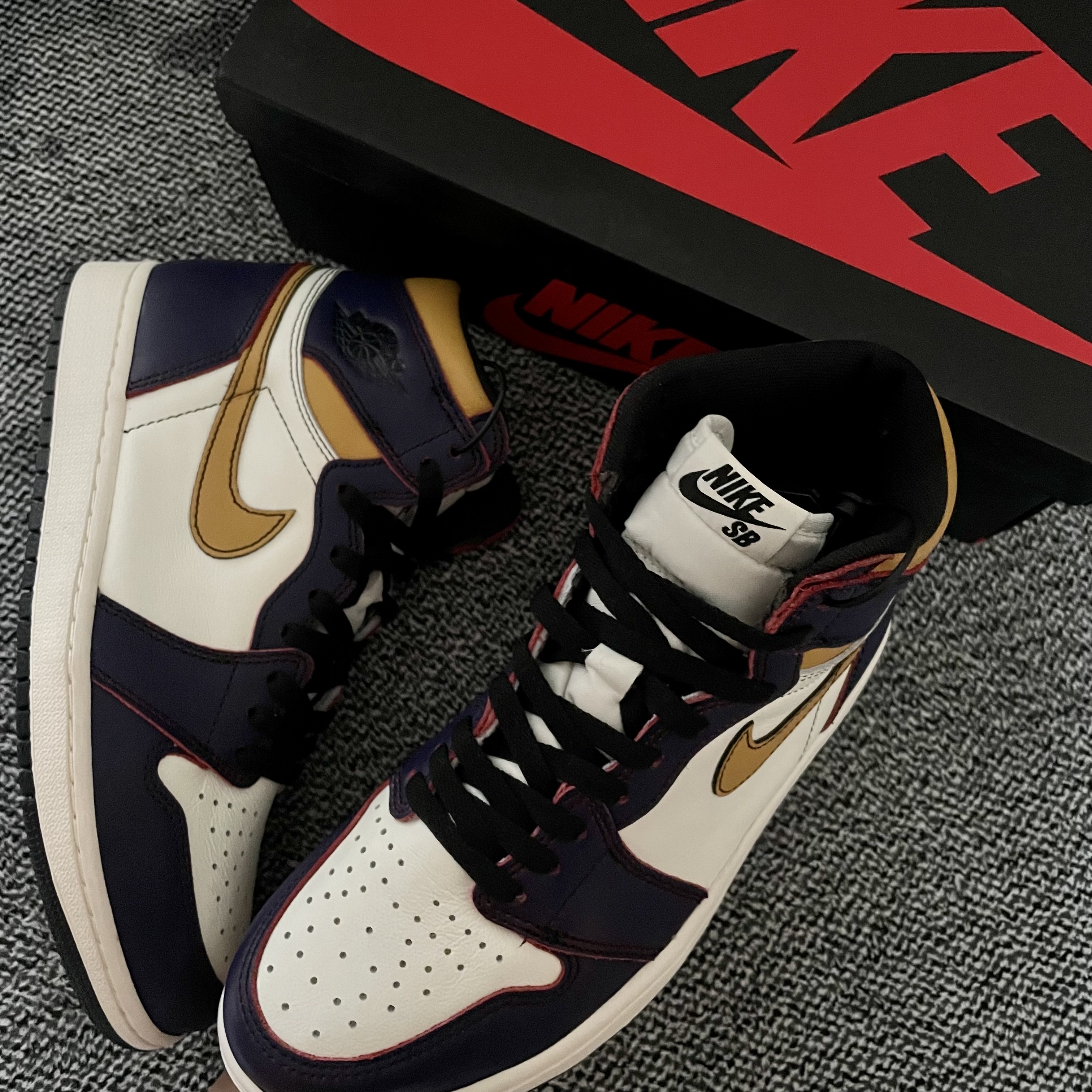 Jordan 1 Retro High OG Defiant SB LA to Chicago 착용 스타일