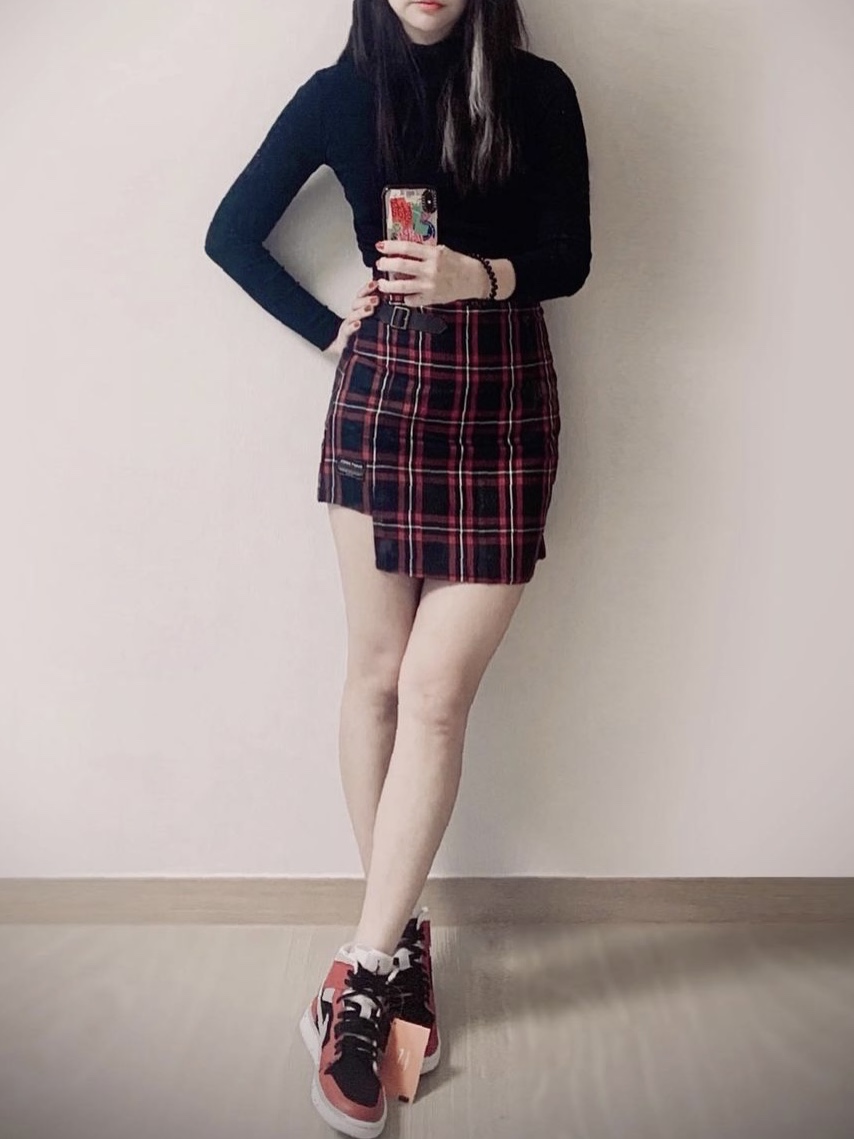 (W) Jordan 1 Mid Gym Red Black 착용 스타일 - 2