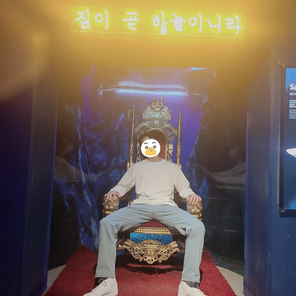 Jordan 1 Mid Triple White 착용 스타일 - 1