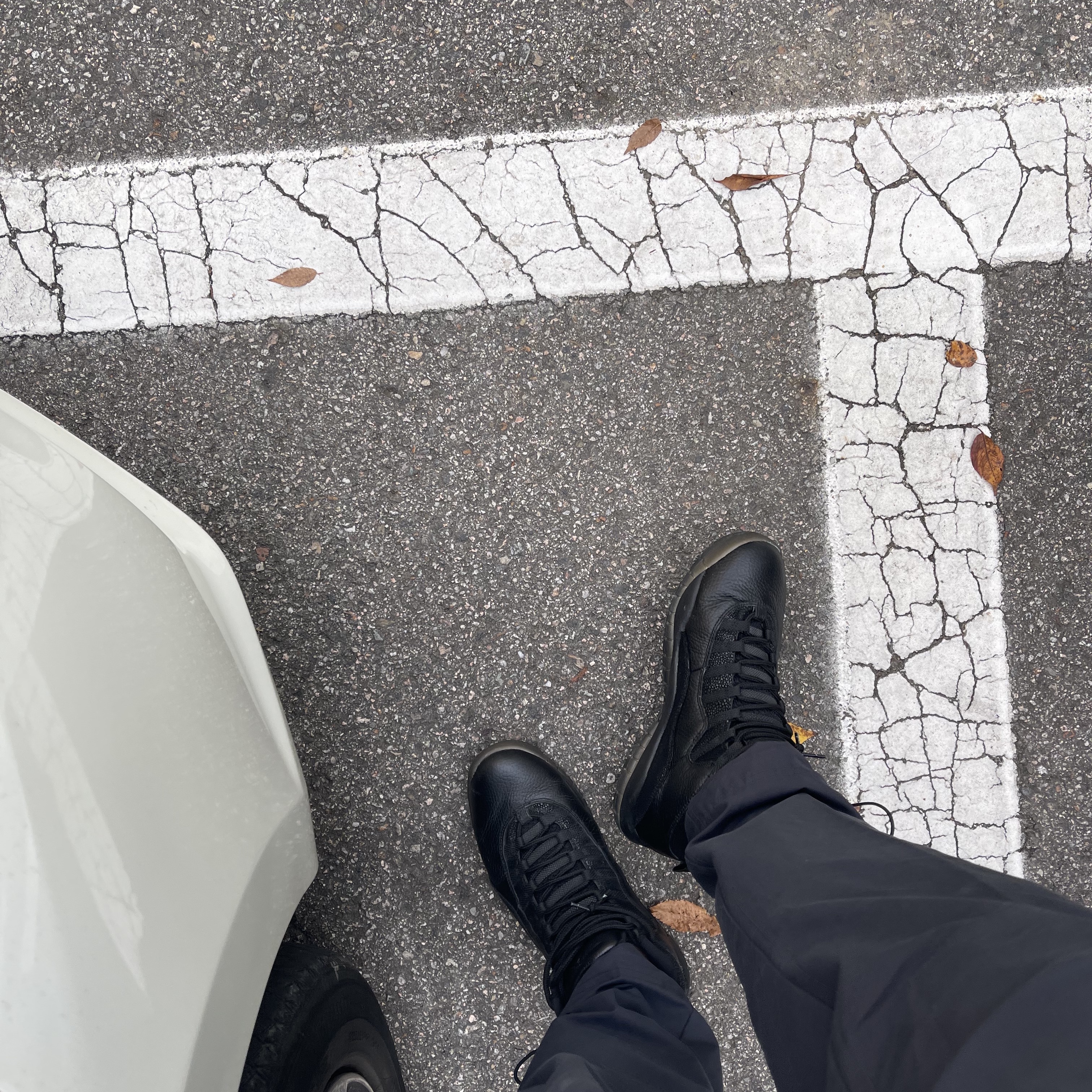 Jordan 10 Retro Drake OVO Black 착용 스타일