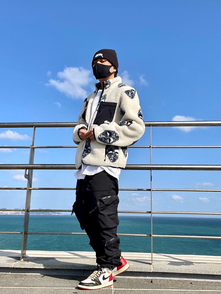 Jordan 1 x Union Retro High Black Toe, Nike x Stussy Cuff Beanie Black 착용 스타일