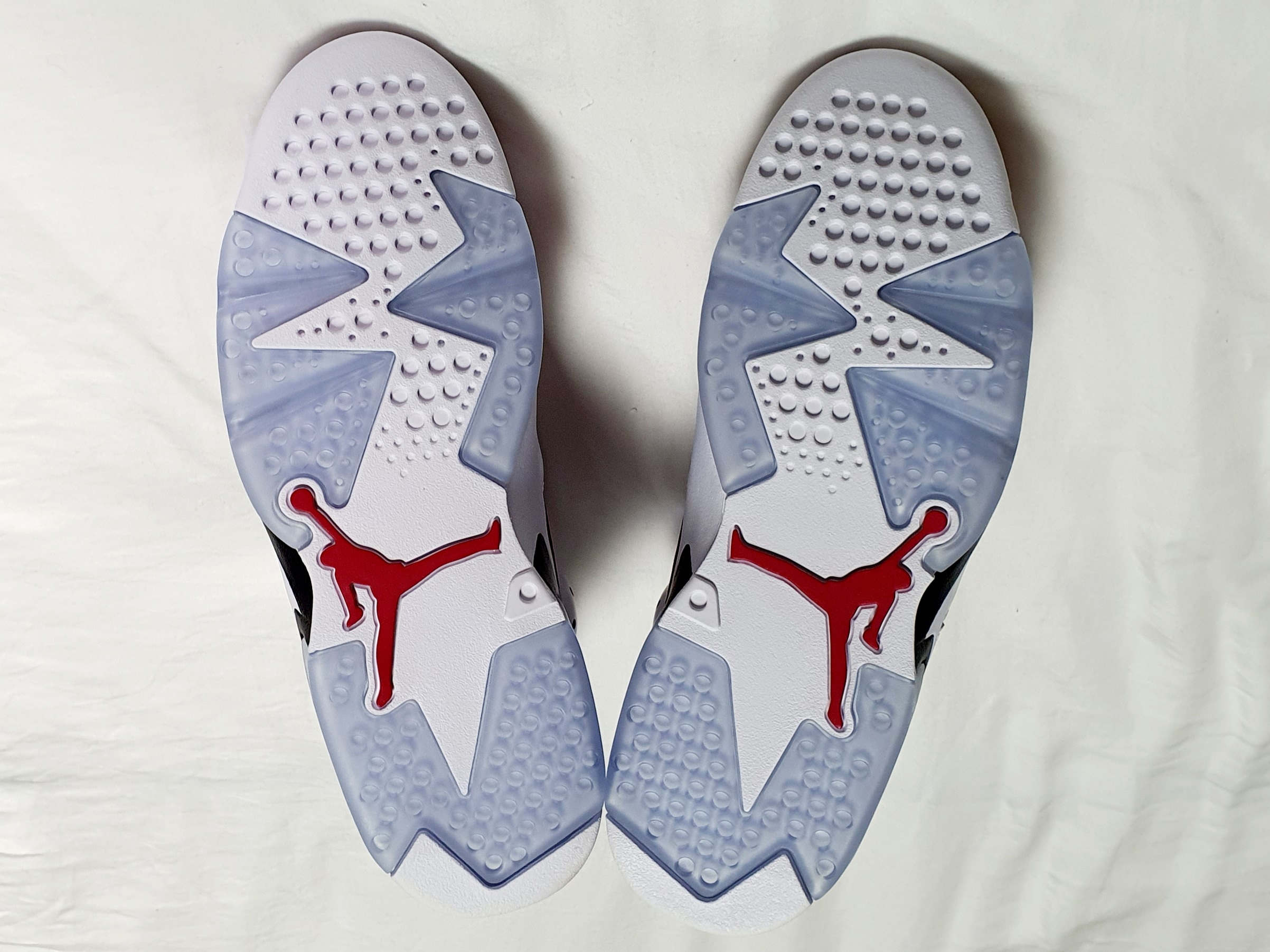 Jordan 6 Retro Carmine 2021 착용 스타일 - 2