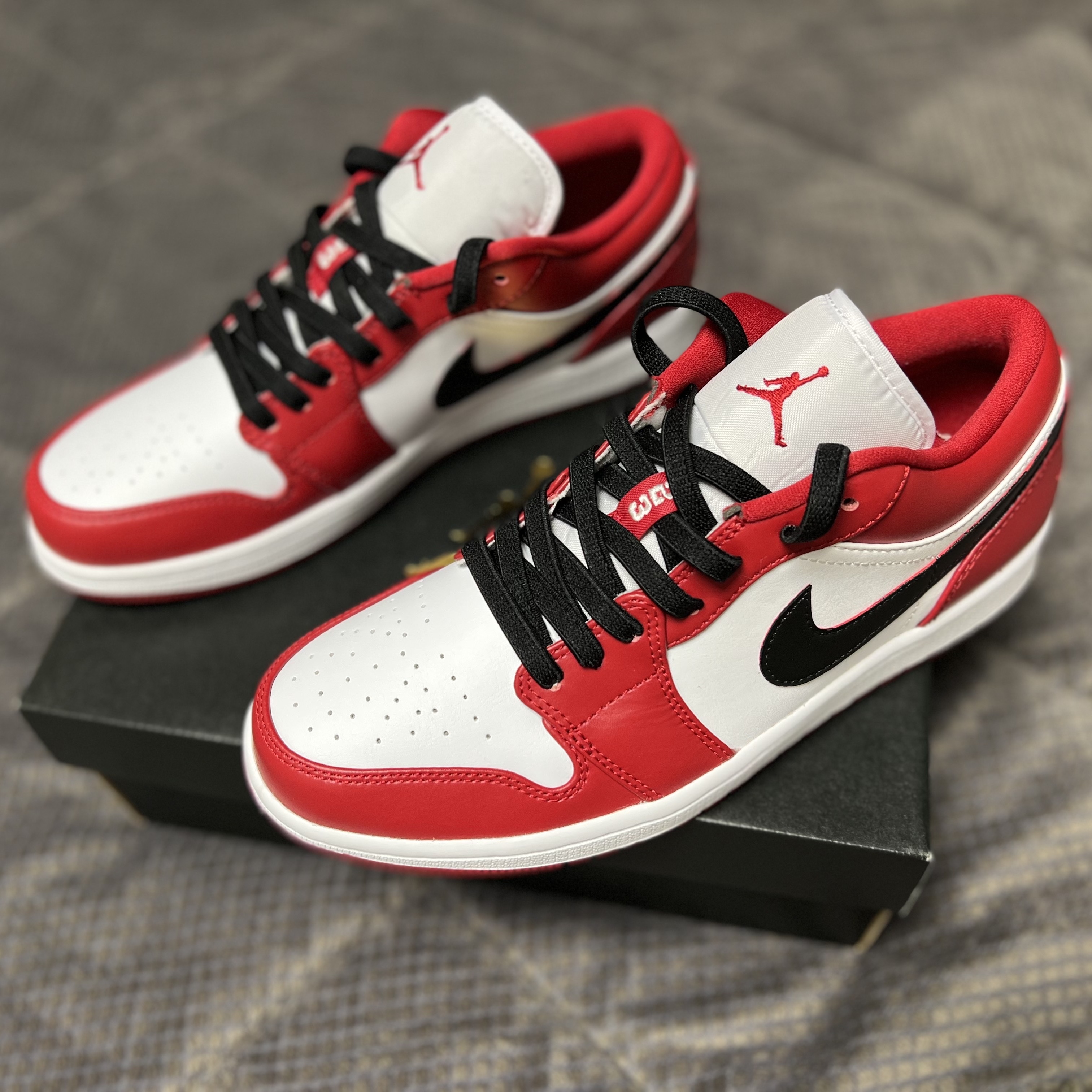 Jordan 1 Low Gym Red White 착용 스타일 - 2