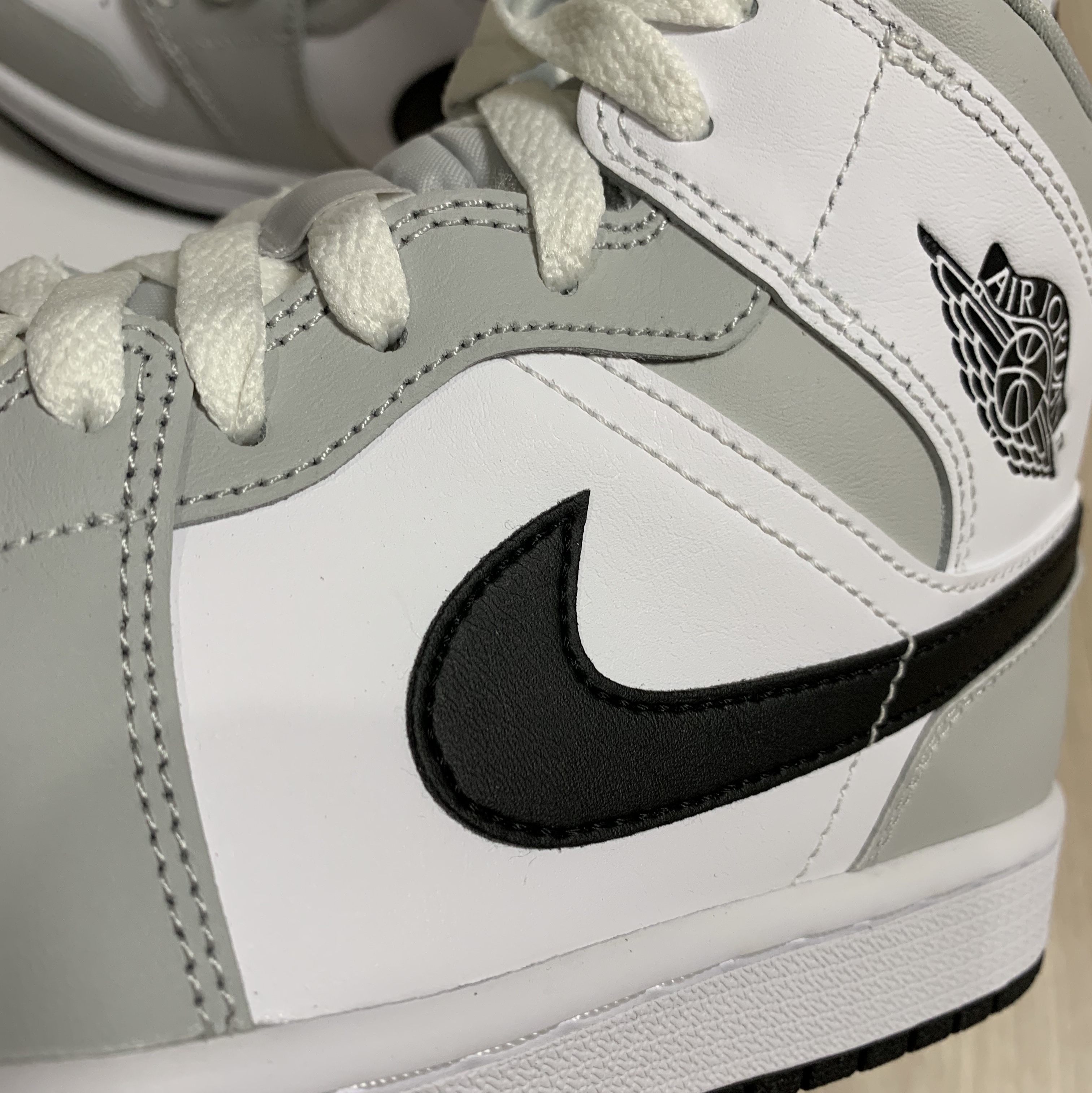 (W) Jordan 1 Mid Grey Fog 착용 스타일 - 2