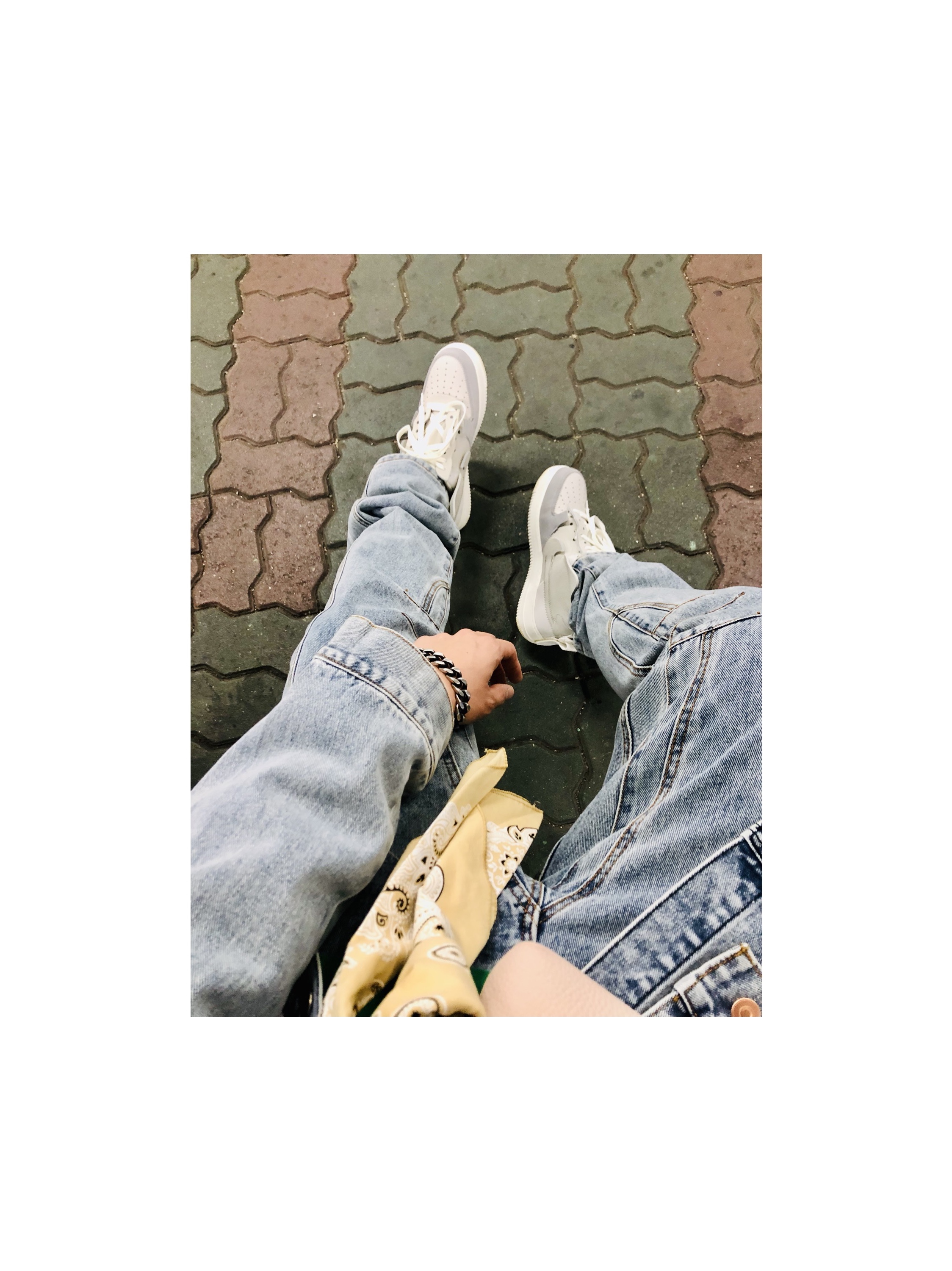 Nike Air Force 1 High PSNY Grey 착용 스타일
